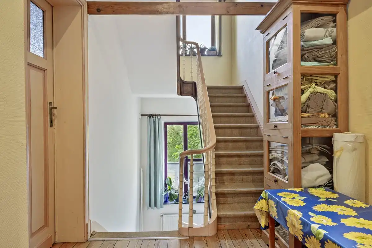 Charmant en ruim huis met 2 garageboxen in hartje Vilvoorde foto 11