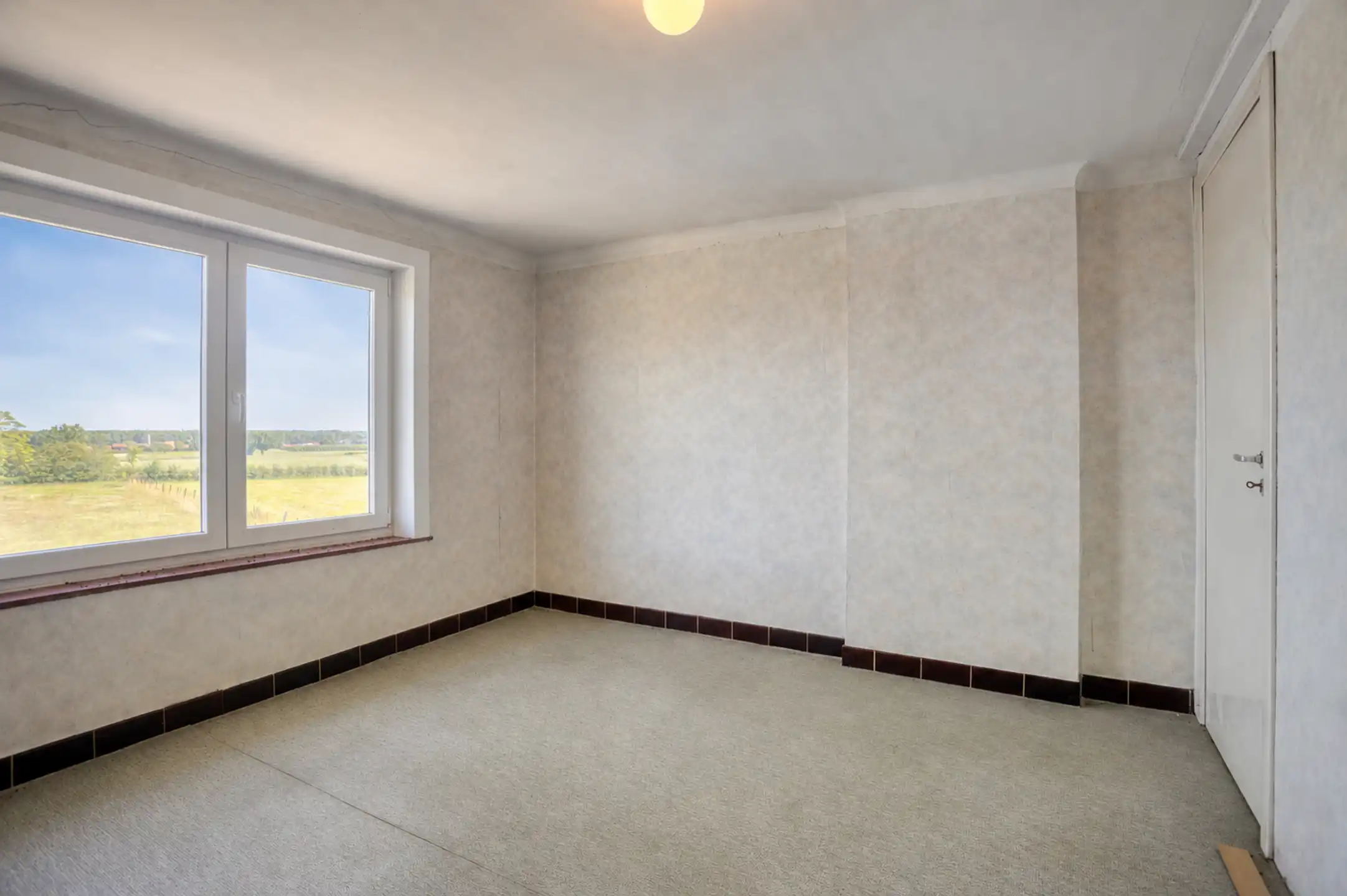 Te renoveren woning op een uniek perceel van 26are foto 15