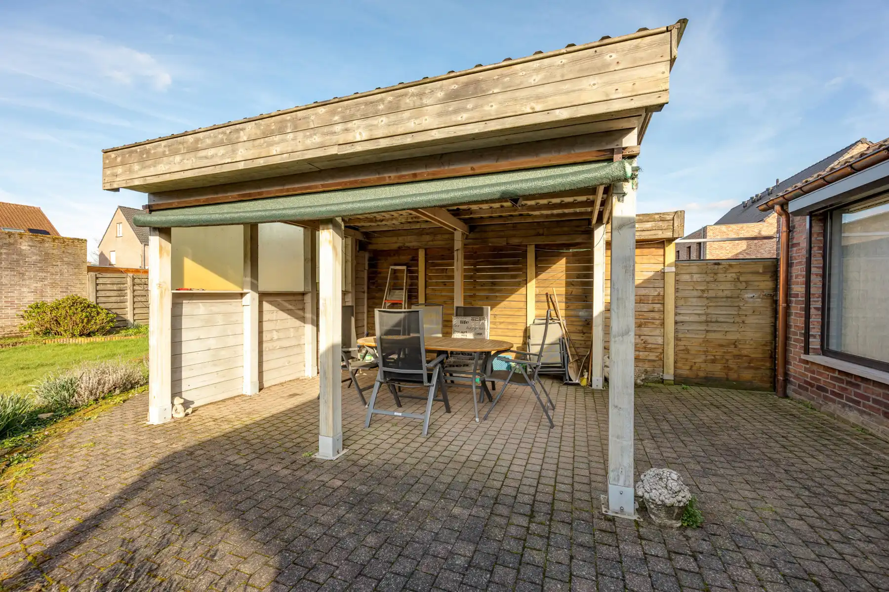 Gebouw bestaande uit 2 wooneenheden in een rustige straat in het centrum van Beerse op een perceel van ca 463 m². foto 12