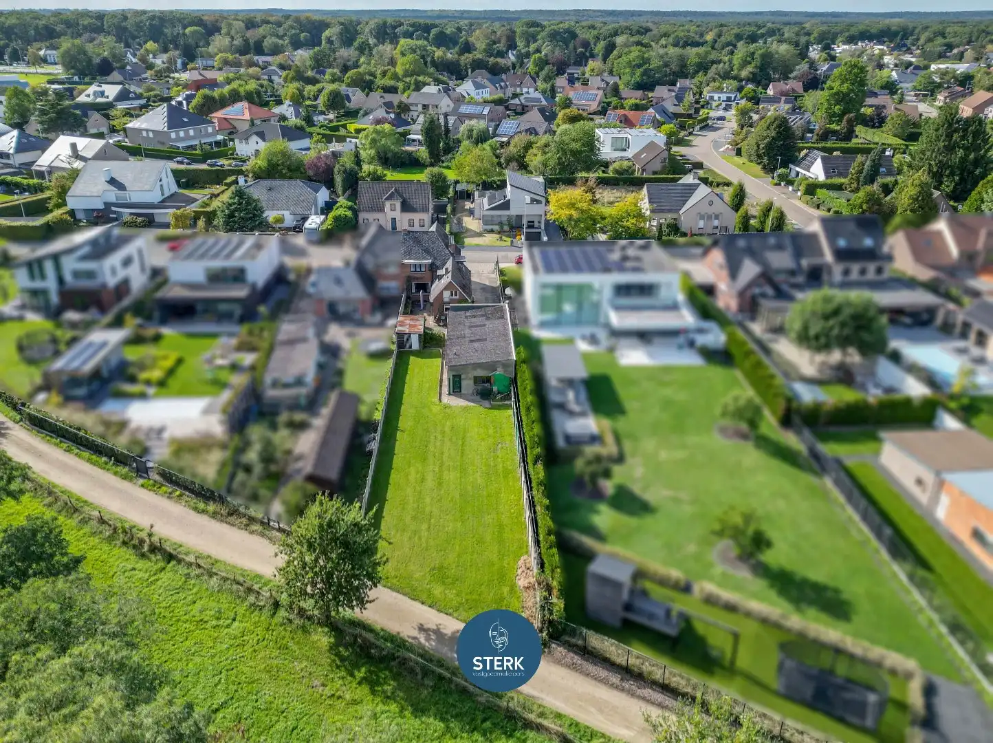 GEZINSWONING MET VEEL POTENTIEEL OP EEN GELIEFDE LOCATIE TE NEERHAREN !  foto 23