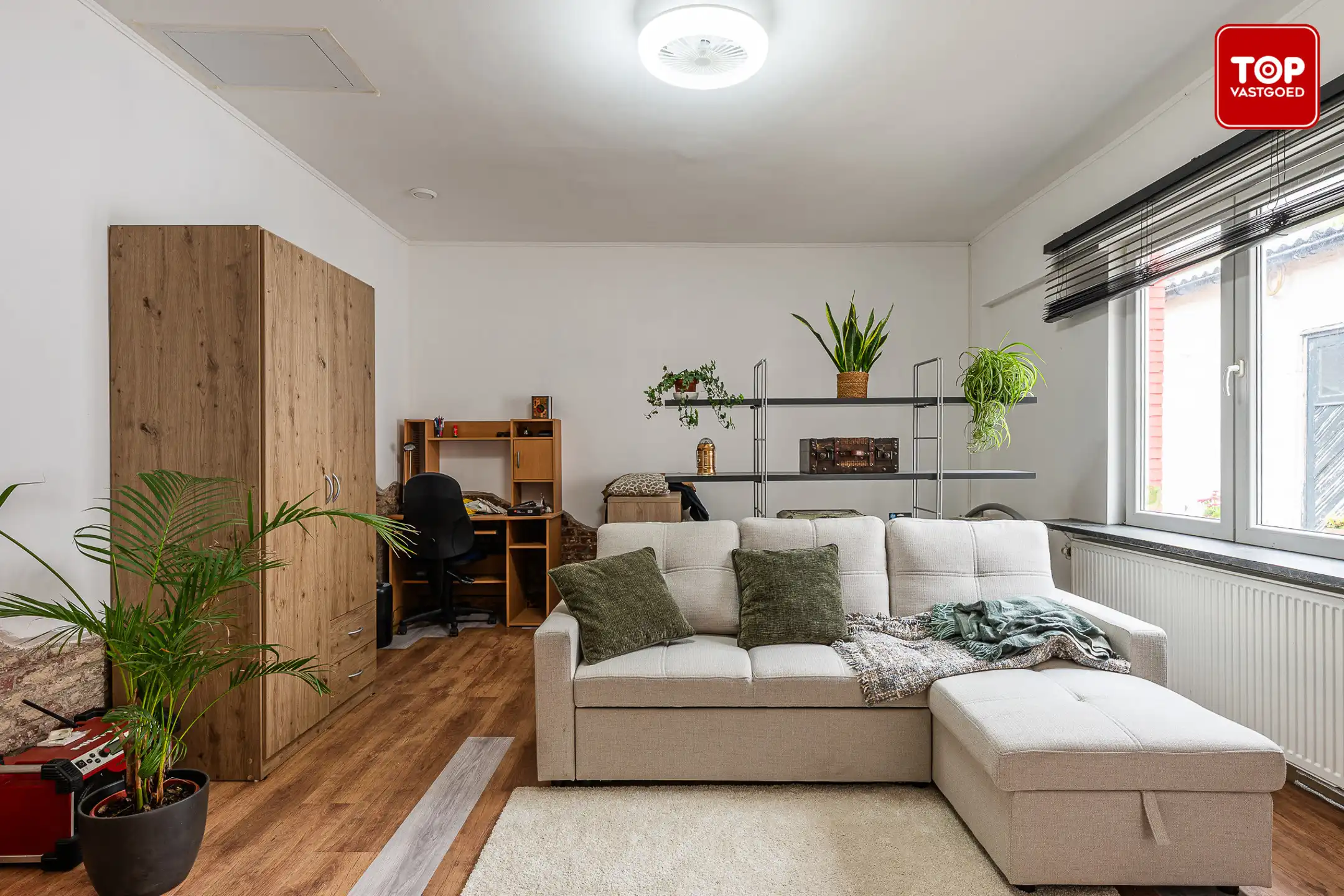 Te renoveren appartement met privé-ingang en tal van mogelijkheden. foto 4
