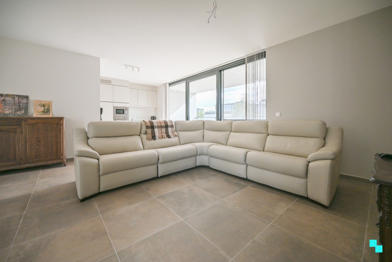 Bijna energieneutraal (E-peil: 8) instapklaar appartement te Bosmolens foto 6