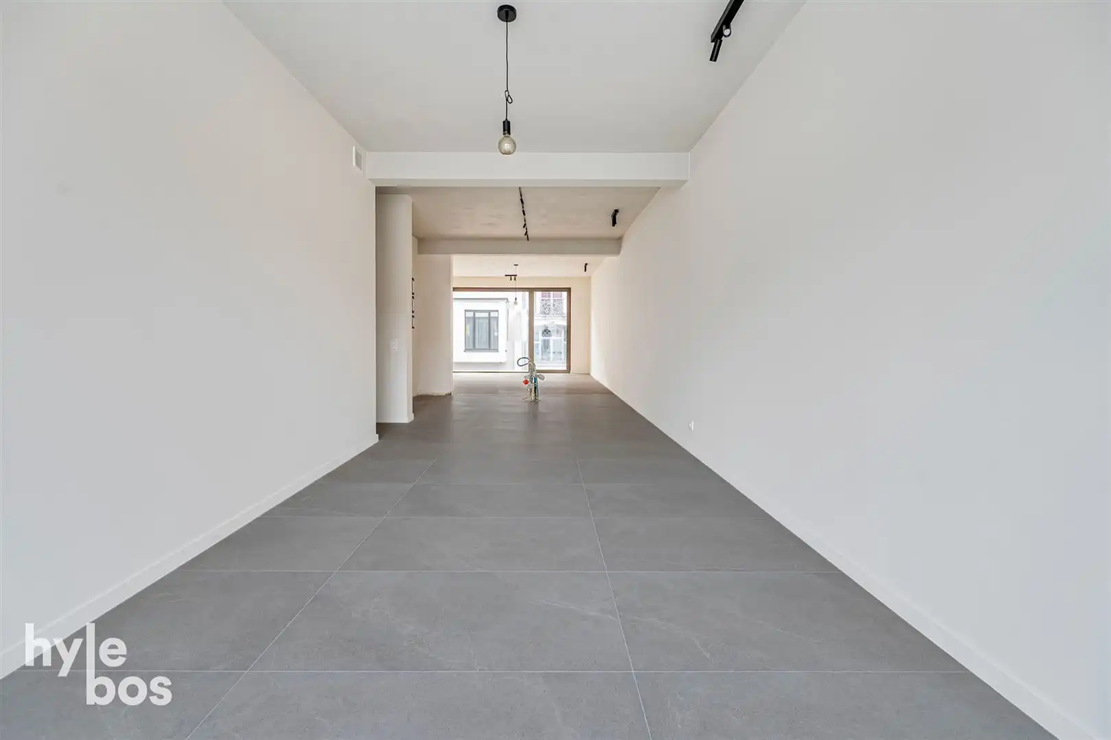 Luxueus energiezuinig appartement met ruim terras in centrum foto 10