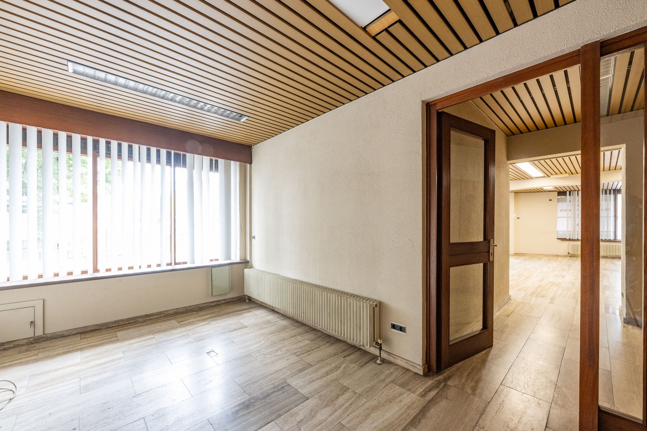 Te Huur Kantoor te Borgerhout foto 10