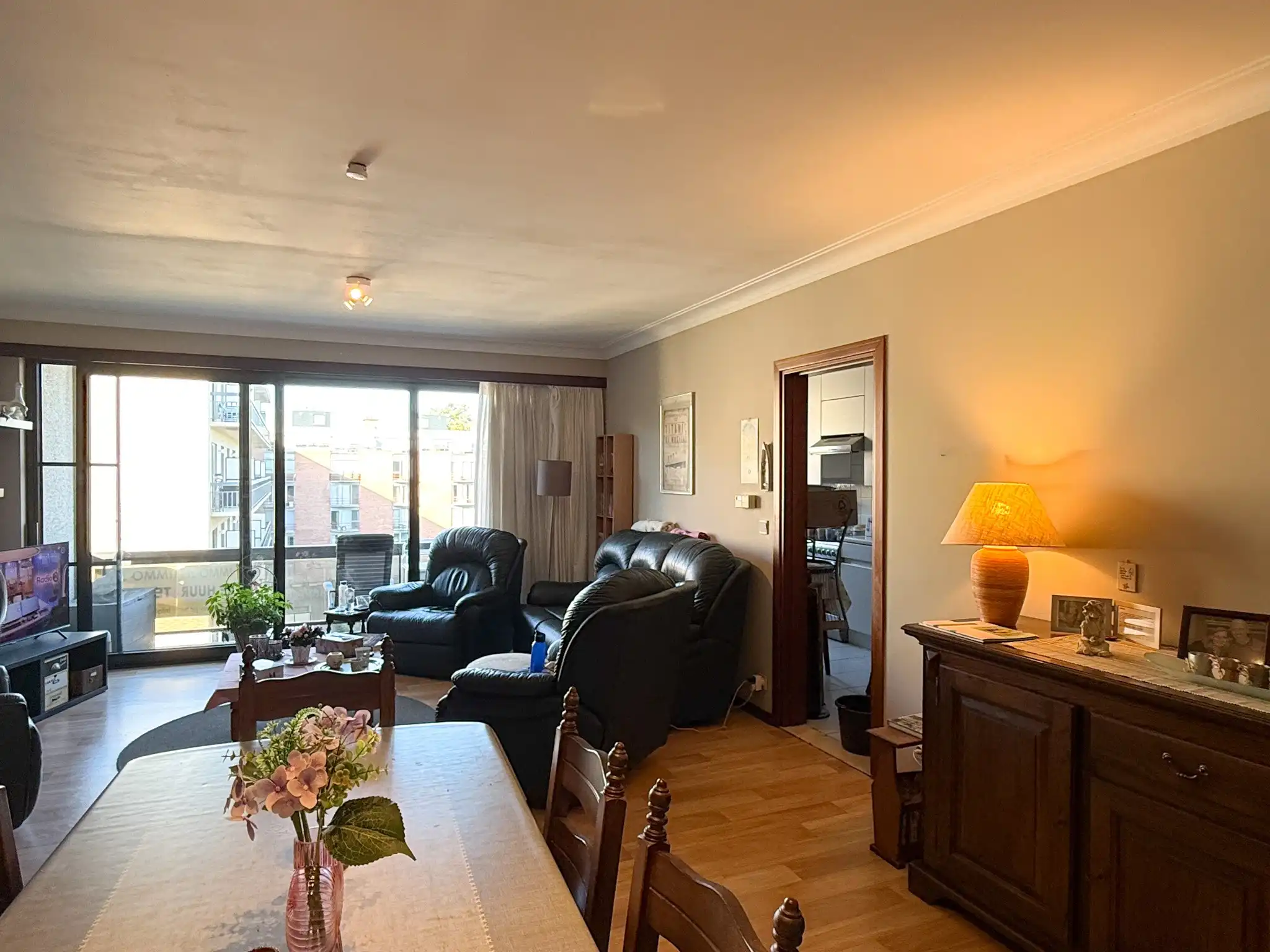 Appartement met twee slaapkamers te huur in het hartje van Beveren foto 3