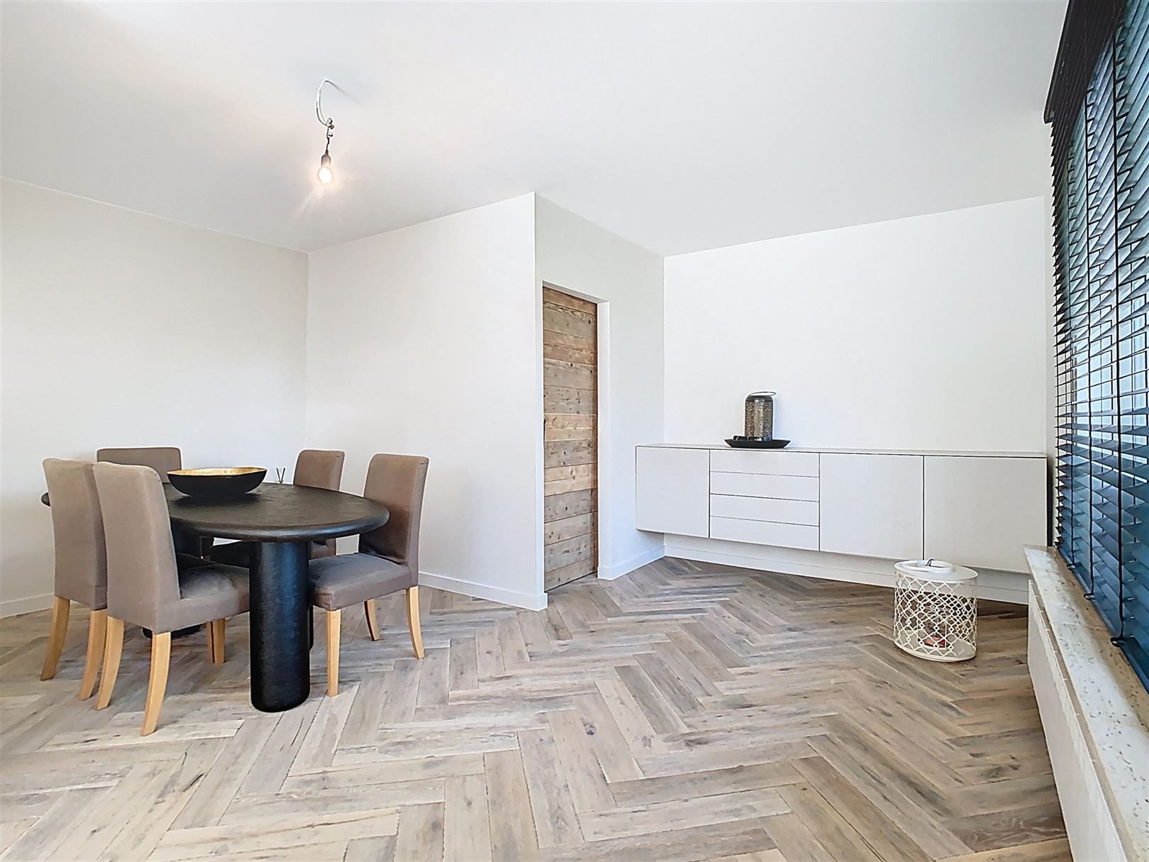 Gerenoveerde woning, 4 slpks, praktijkruimte, tuin, 4a 90ca foto 11