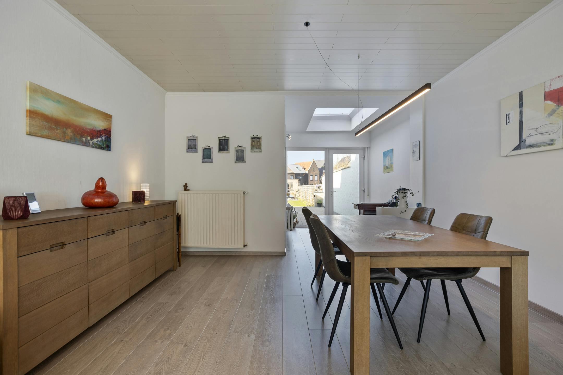 Charmante en ruime gezinswoning te Sint-Michiels foto 3