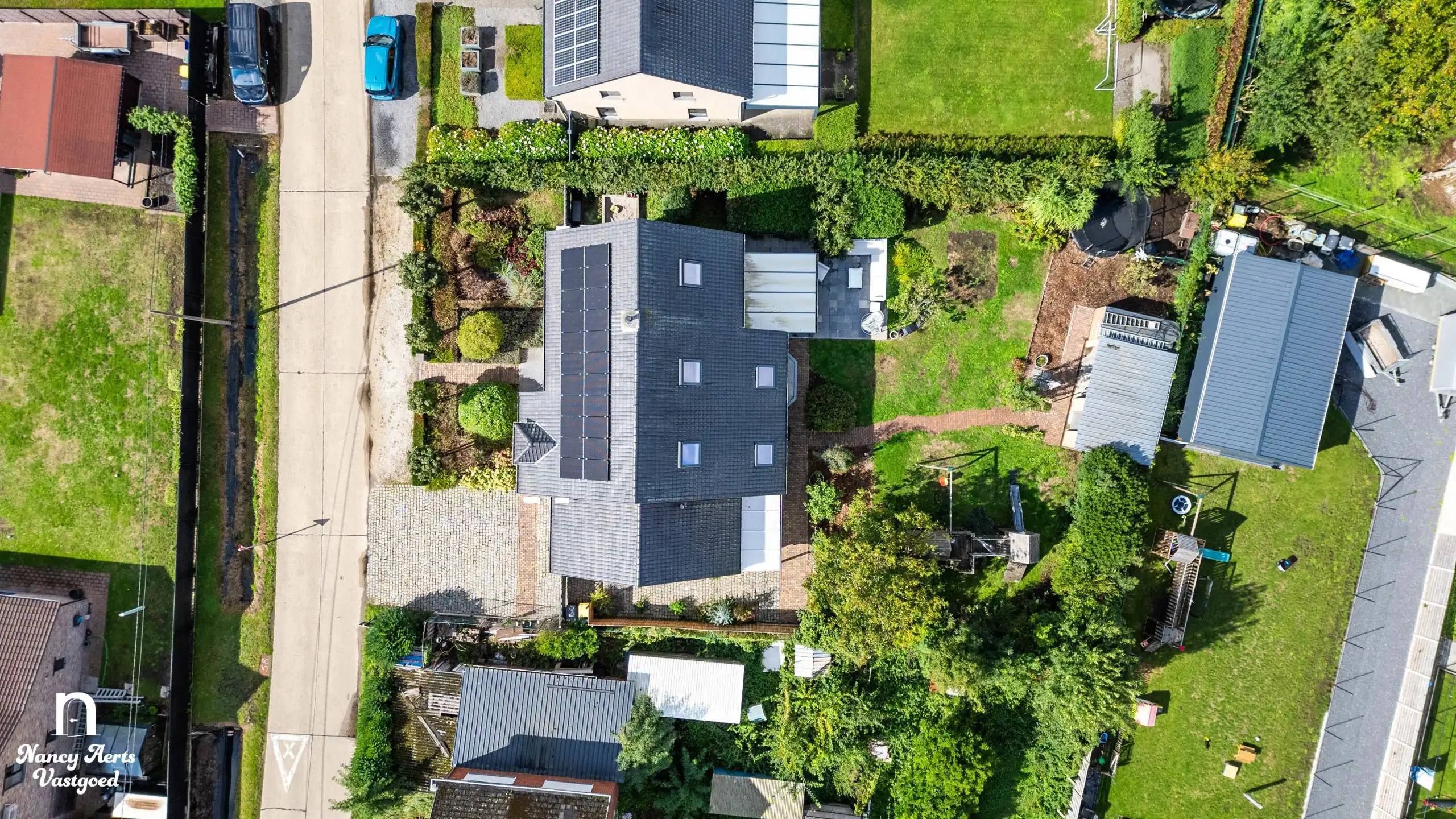 Verrassend ruime woning met aparte studio op rustige locatie foto 55