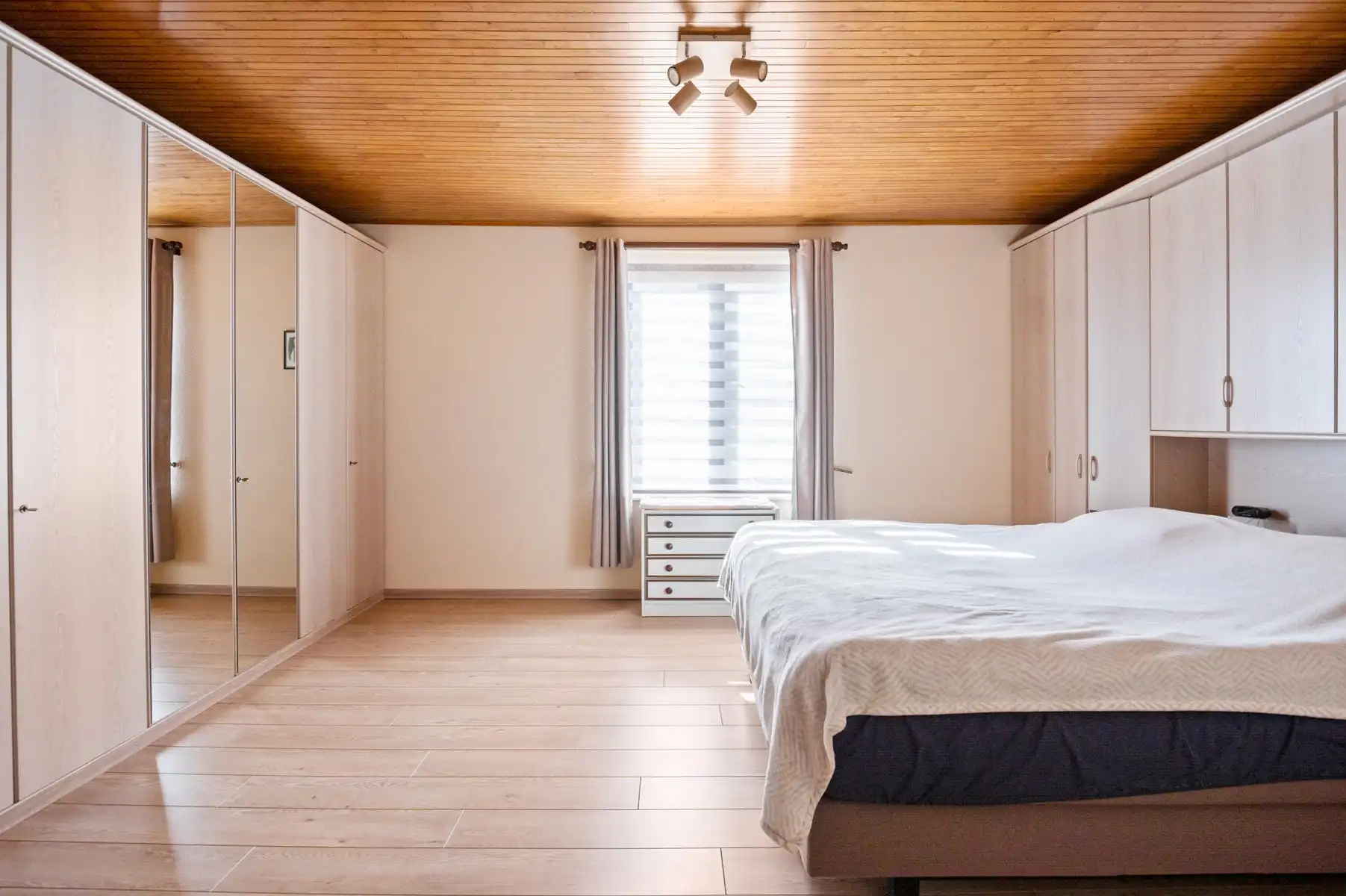 Uitstekend gelegen en energiezuinige woning foto 24