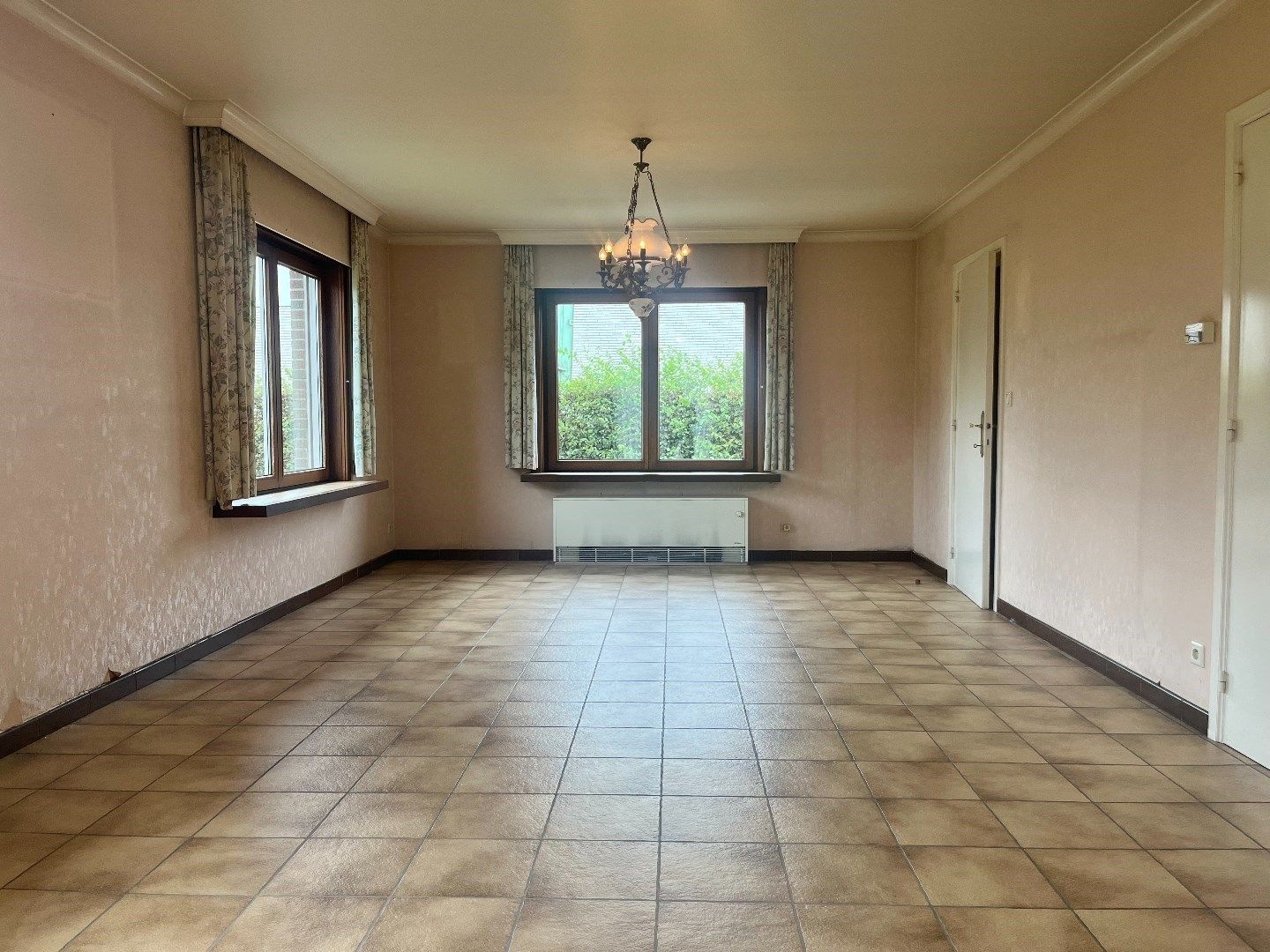 Gelijkvloerse villa in landelijke omgeving. foto 5