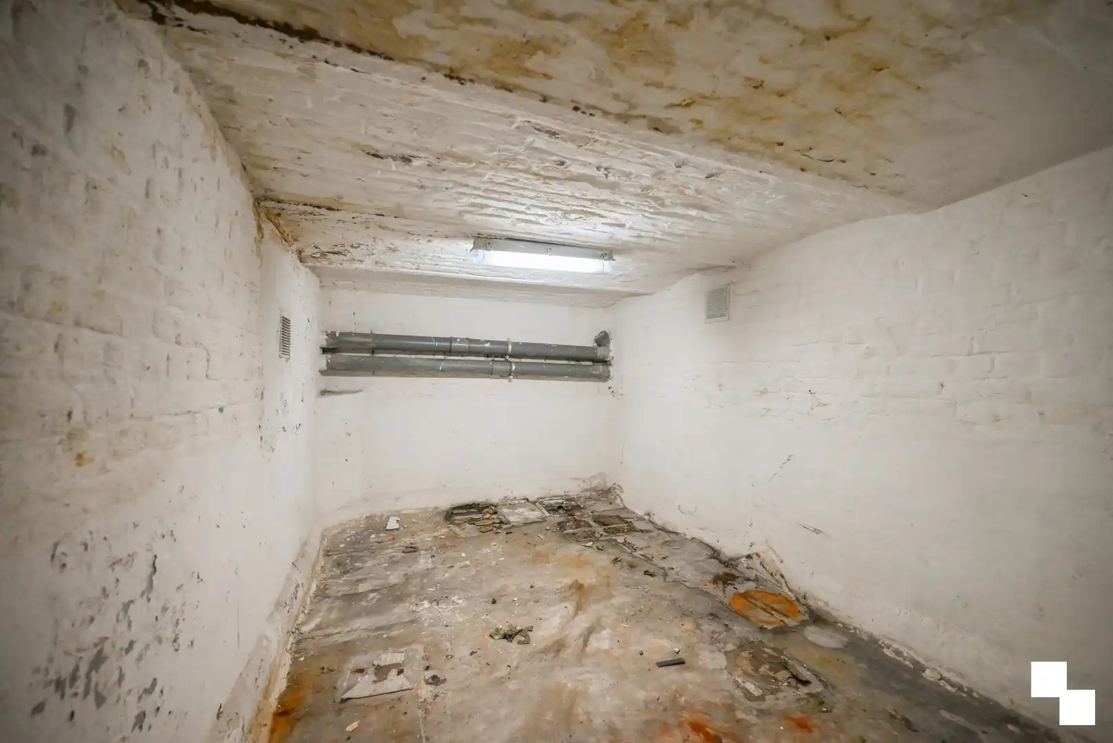 Instapklare woning met twee slaapkamers nabij centrum Izegem foto 14