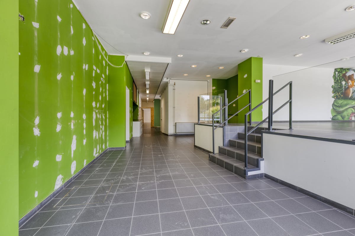 Commerciële ruimte van 428m2 in hartje Hasselt foto 3