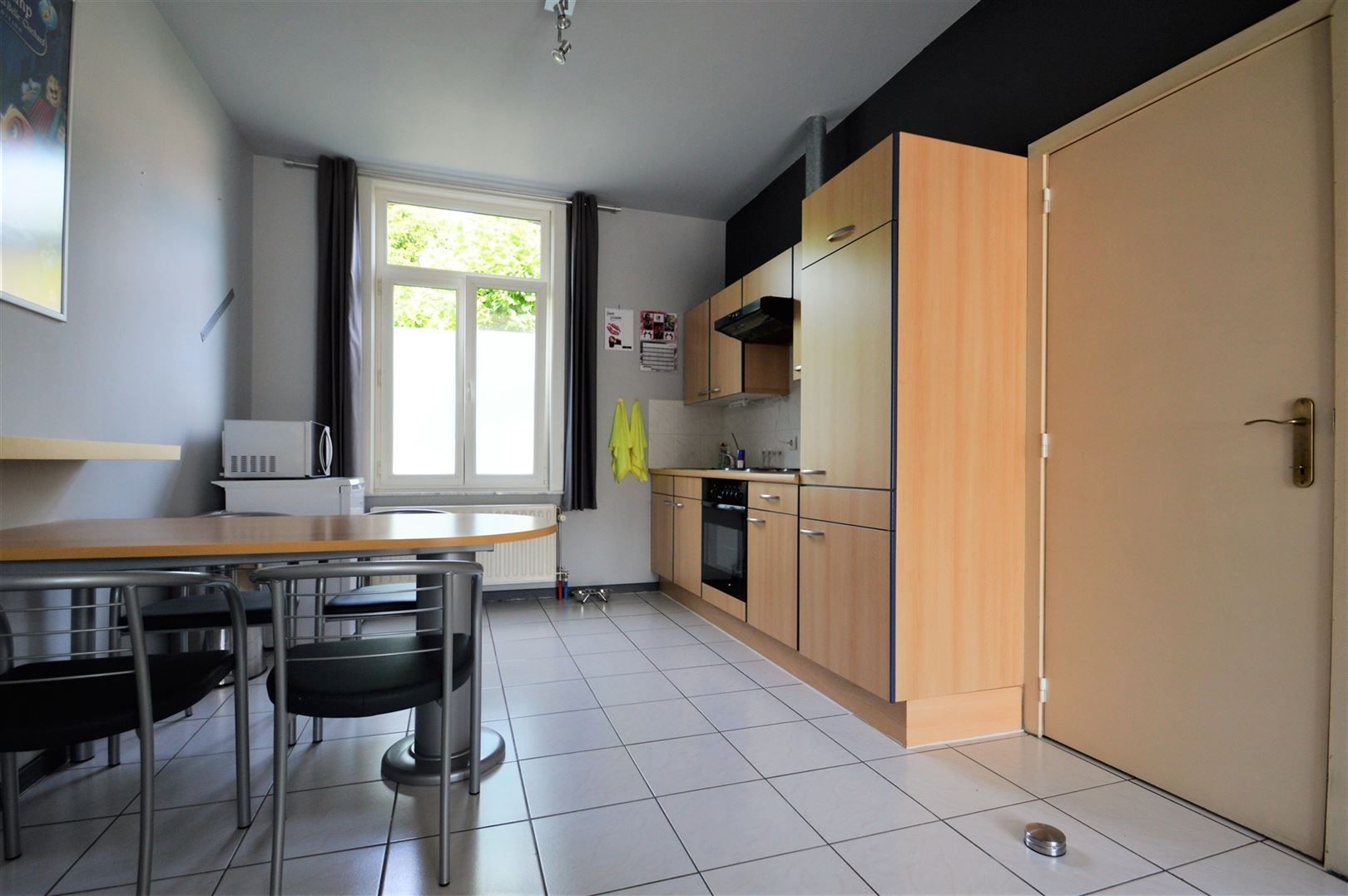 Sympathieke woning in een oase van rust middenin centrum  foto 4