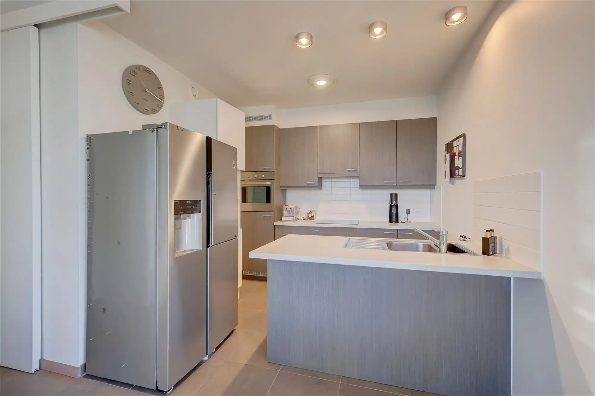 Instapklaar appartement met 2 slpks met terras in centrum Antwerpen foto 7