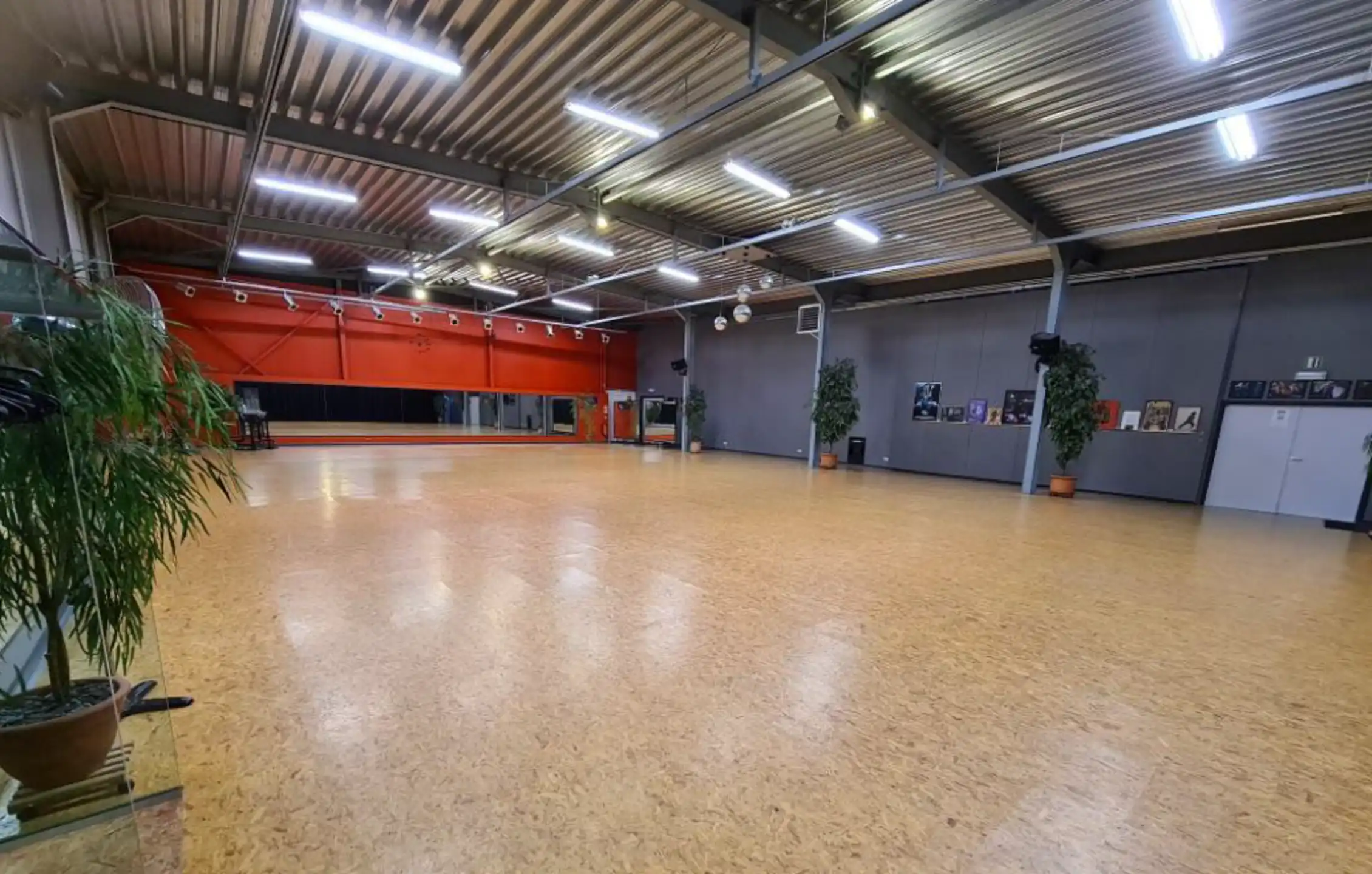 Bedrijfsvastgoed te koop foto 5