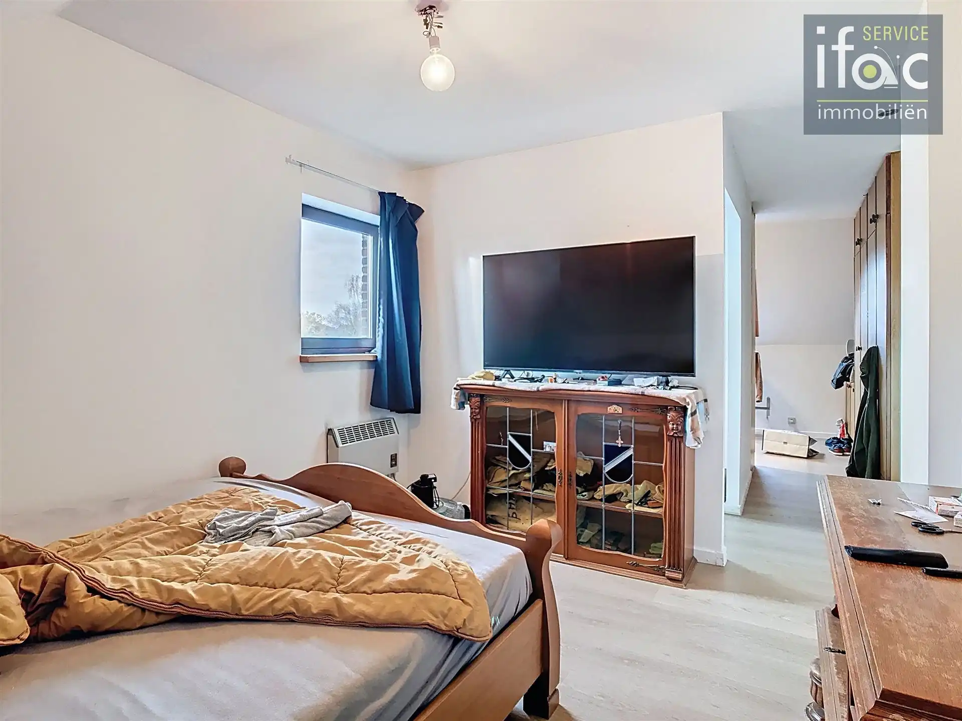 Huis met 4 slpks, 2 badk., tuin en garage foto 18