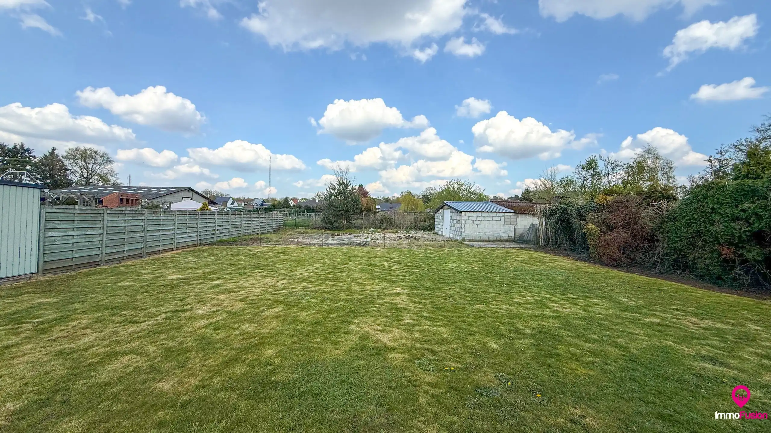 Charmante woning met 5 slaapkamers op een ruim perceel foto 54