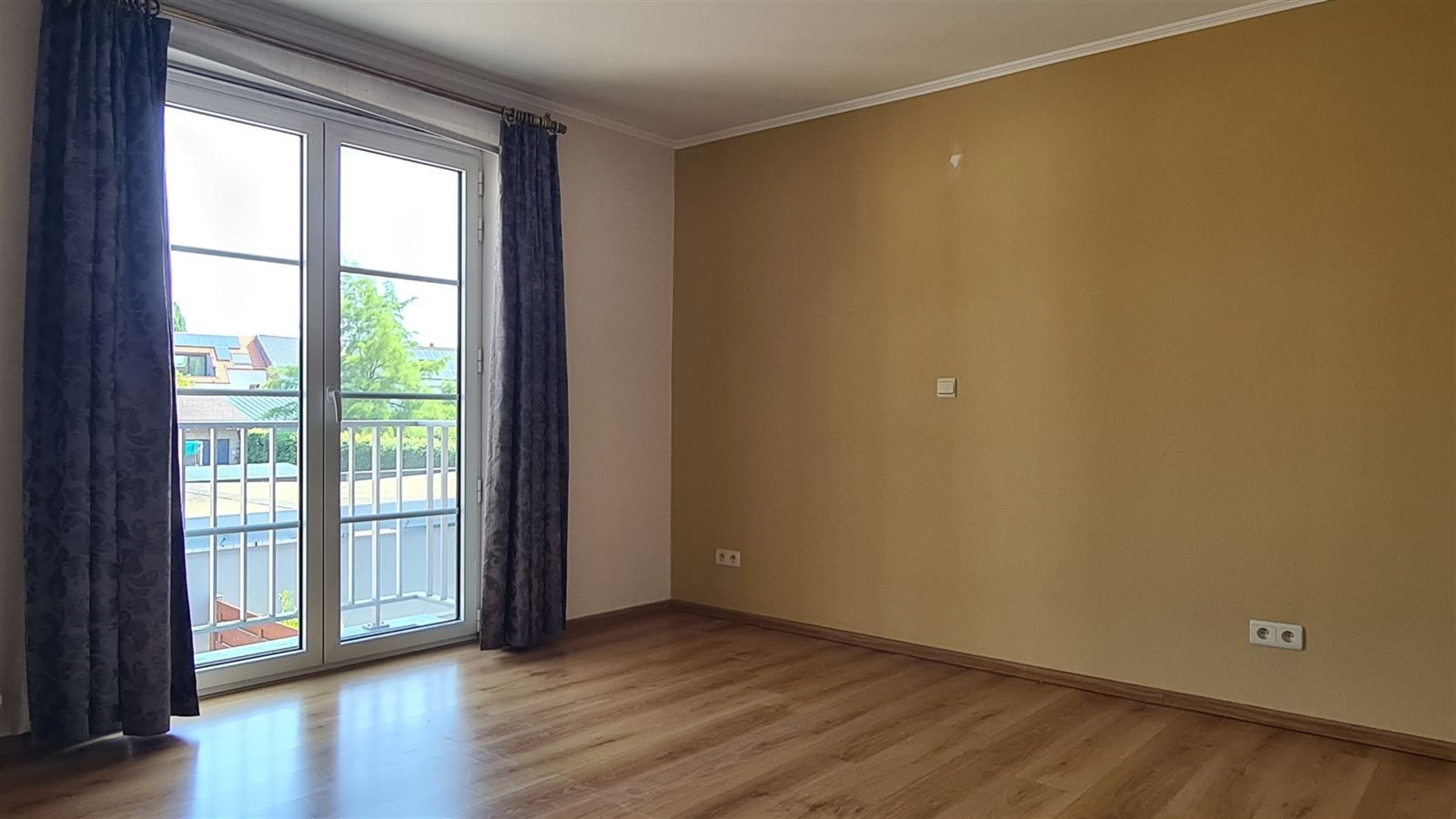 Ruim appartement in centrum Munsterbilzen foto 10