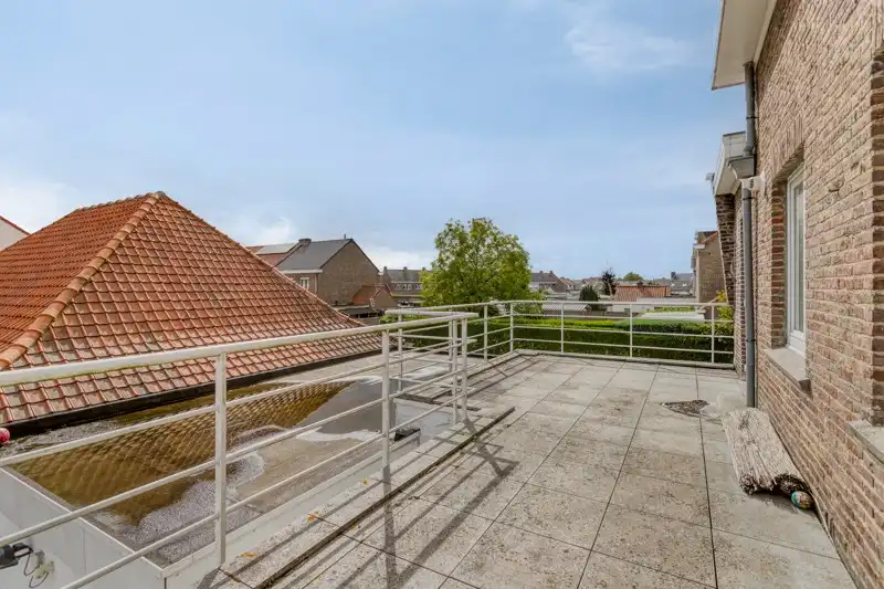 🏡Ruime woning met kantoorgebouw TE KOOP in hartje Wielsbeke – Marktstraat! foto 15