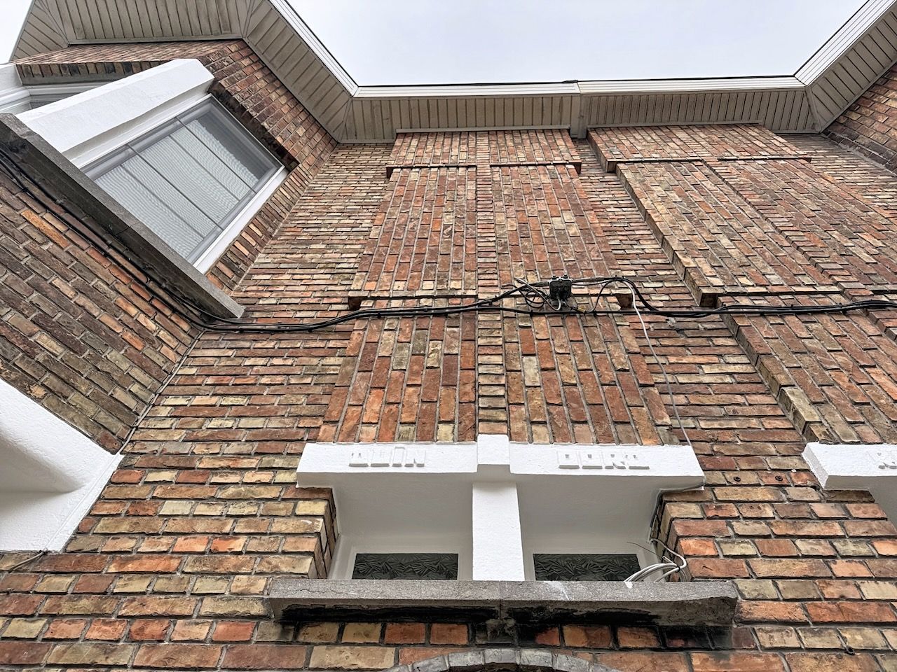 Comfortabel wonen in een gerenoveerde rijwoning met karakter foto 36