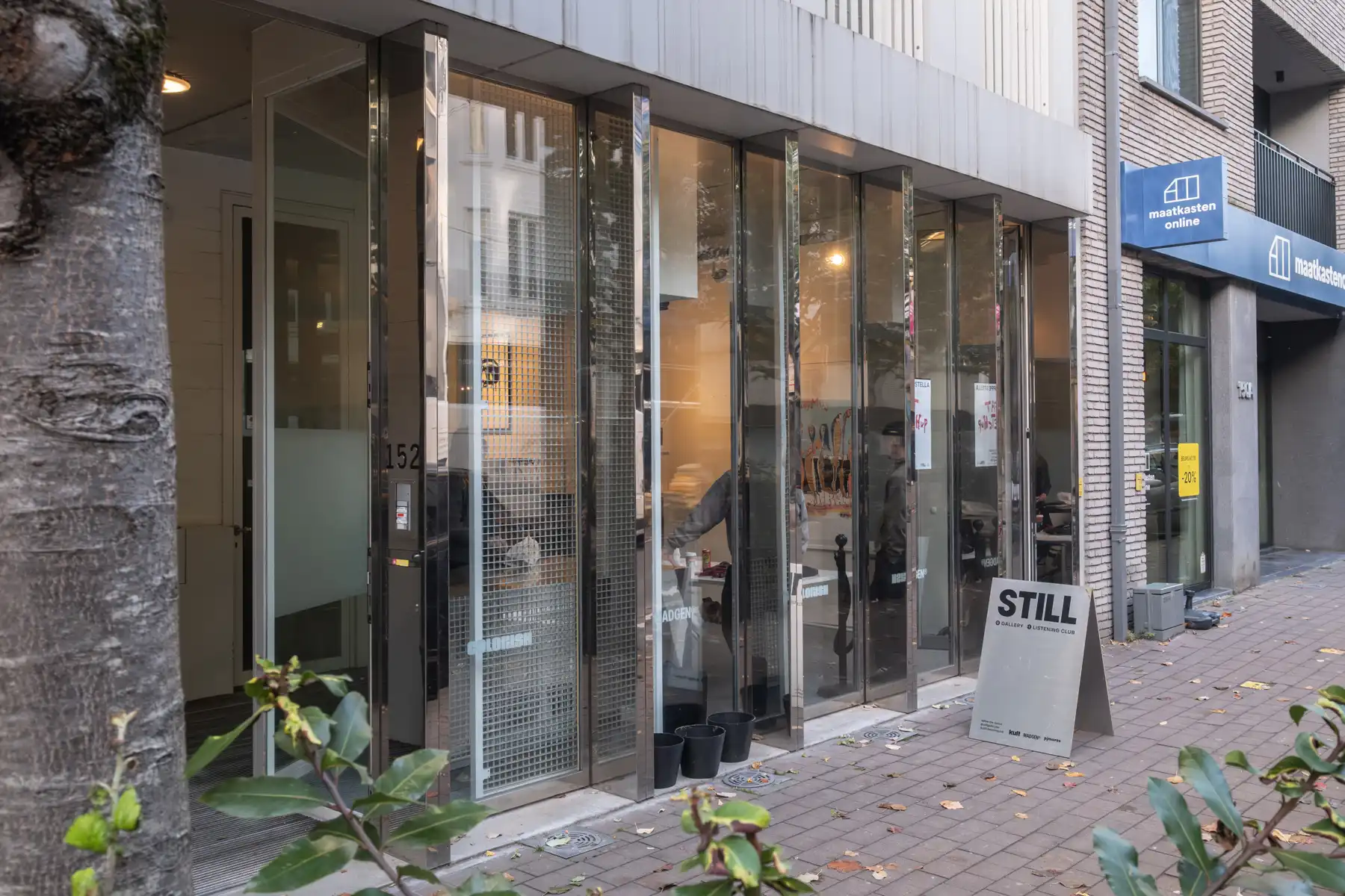 AAA Handelspand te koop Antwerpen – Kloosterstraat foto {{pictureIndex}}