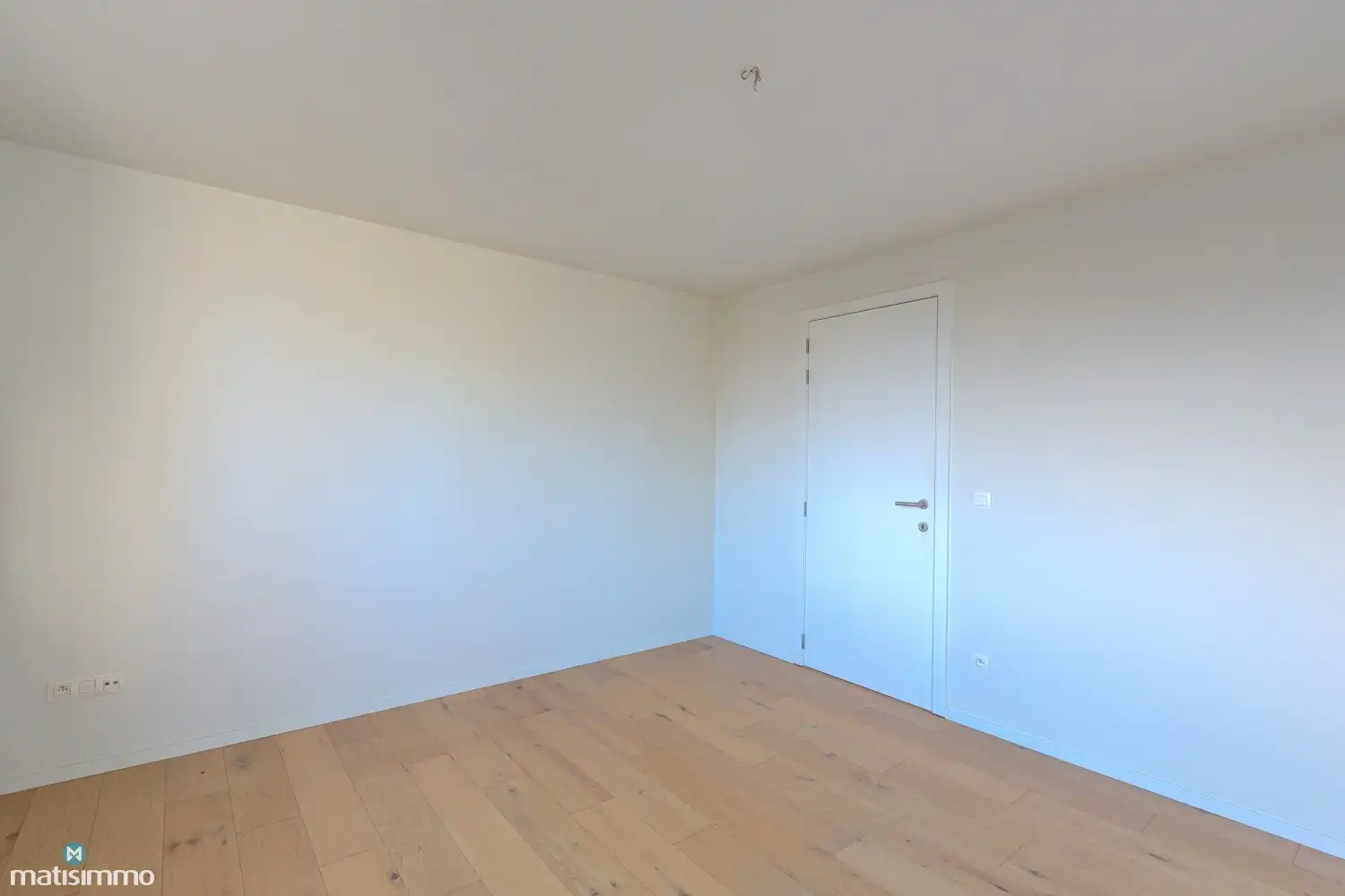 MODERN APPARTEMENT MET 2 SLAAPKAMERS EN OVERDEKT TERRAS IN HET CENTRUM VAN HOESELT foto 16