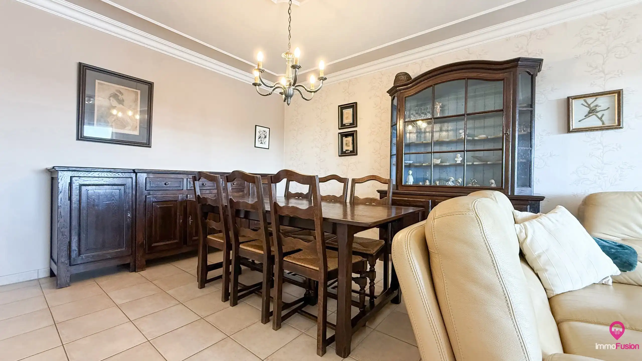 Instapklaar appartement met terras op centrale ligging! foto 7