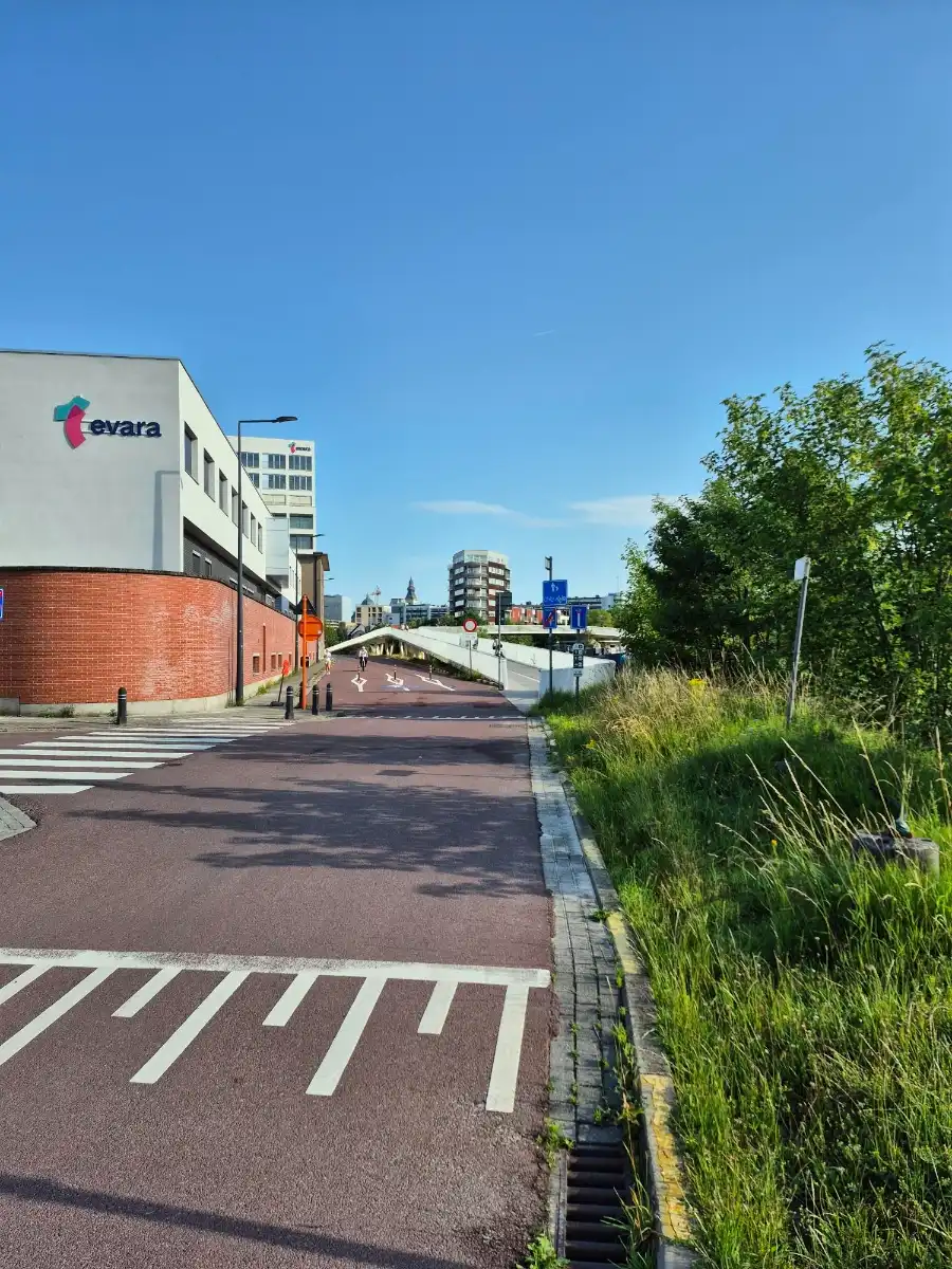 Veelzijdig perceel van 511 m² op zichtlocatie foto 11