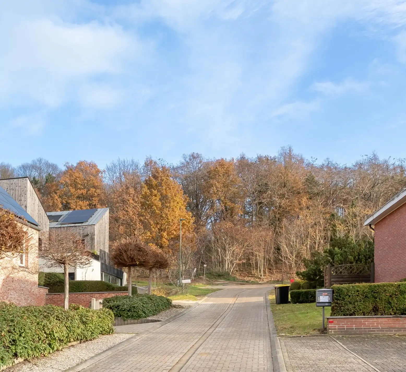 Knappe bouwgrond op residentiele locatie! foto 4