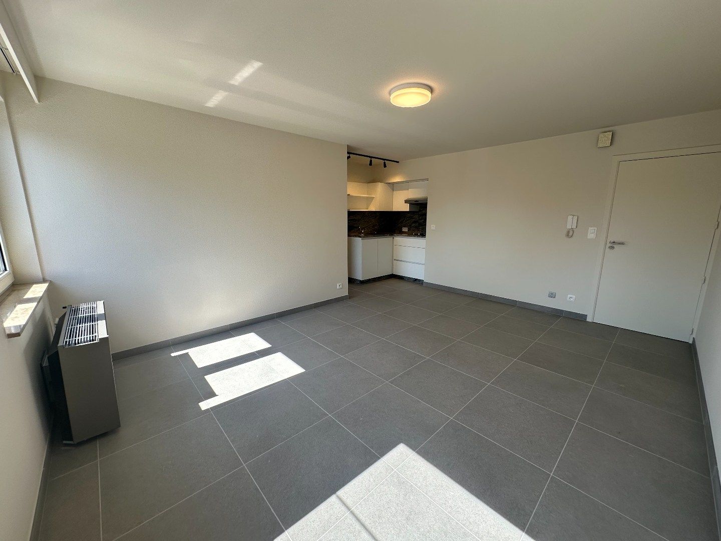 Gezellige studio met aparte slaapkamer in kleinschalige residentie – Hasselt foto 4
