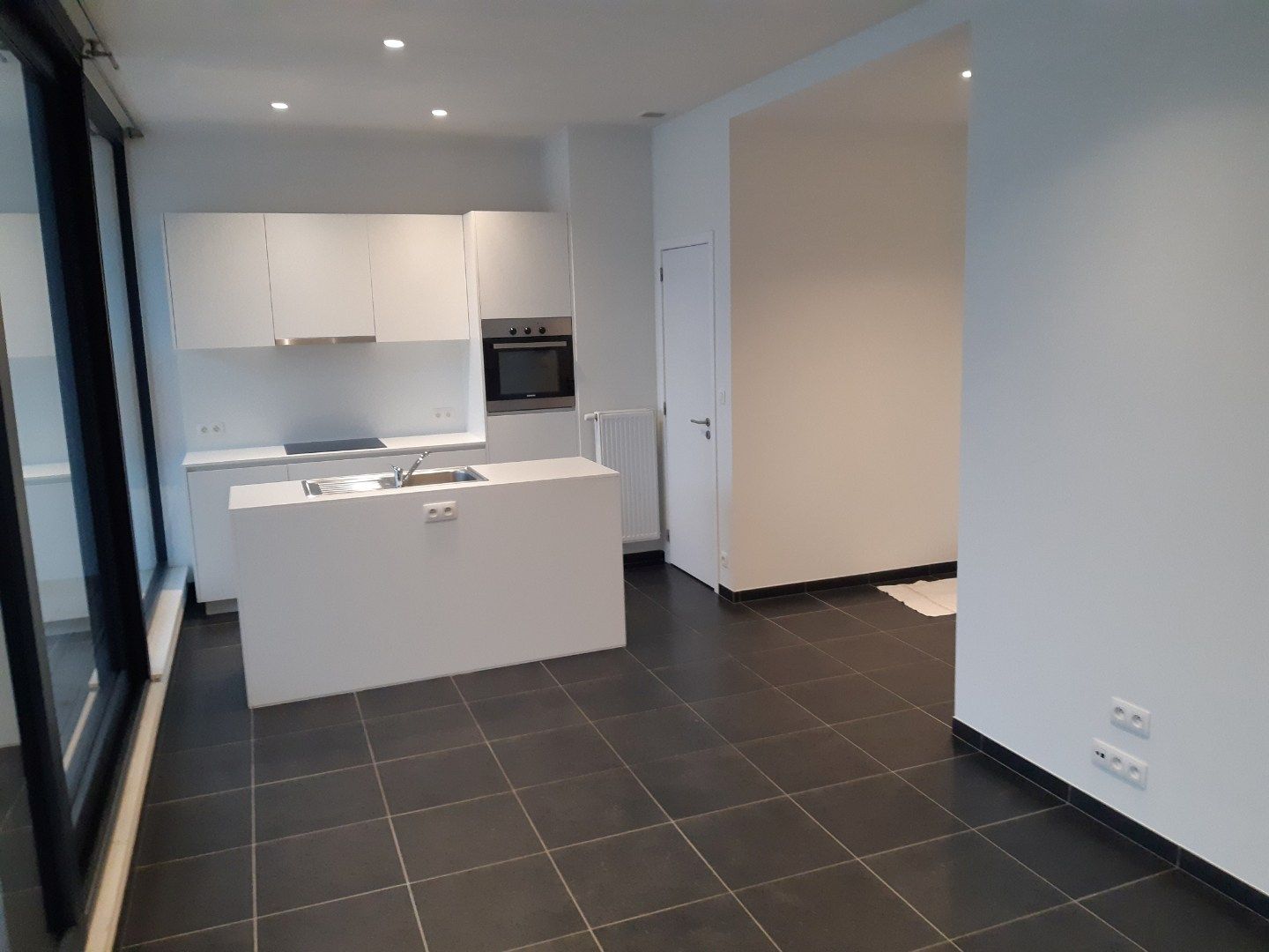 Lichtrijk 2 slpk-appartement foto 4