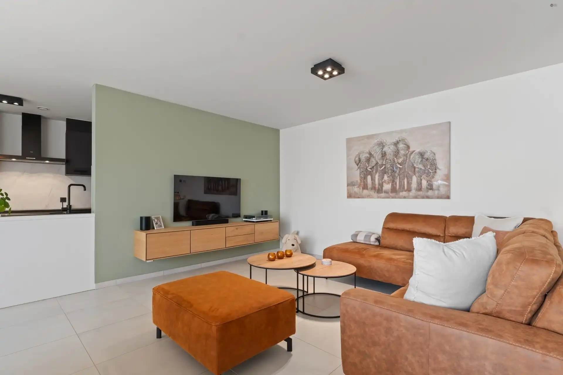 Luxueus afgewerkt gelijkvloers appartement te centrum Stekene foto 8