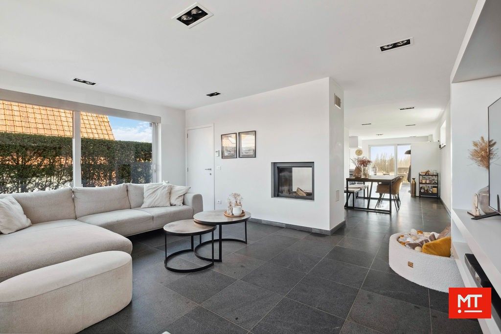 Moderne villa met landelijk uitzicht te koop in Passendale foto 3