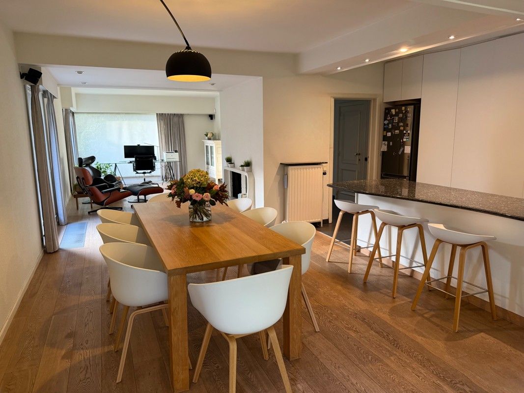 Wonen tussen de eikenbomen - waar rust, ruimte en gezelligheid samenkomen. foto 6