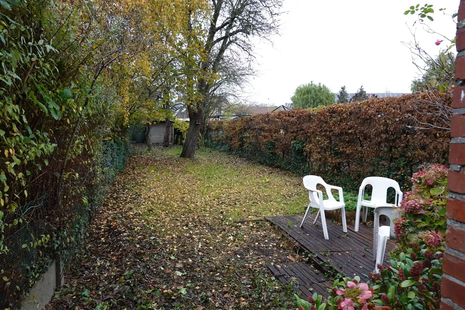 Rustig gelegen, ruime woning met 4 slaapkamers en tuin. foto 19