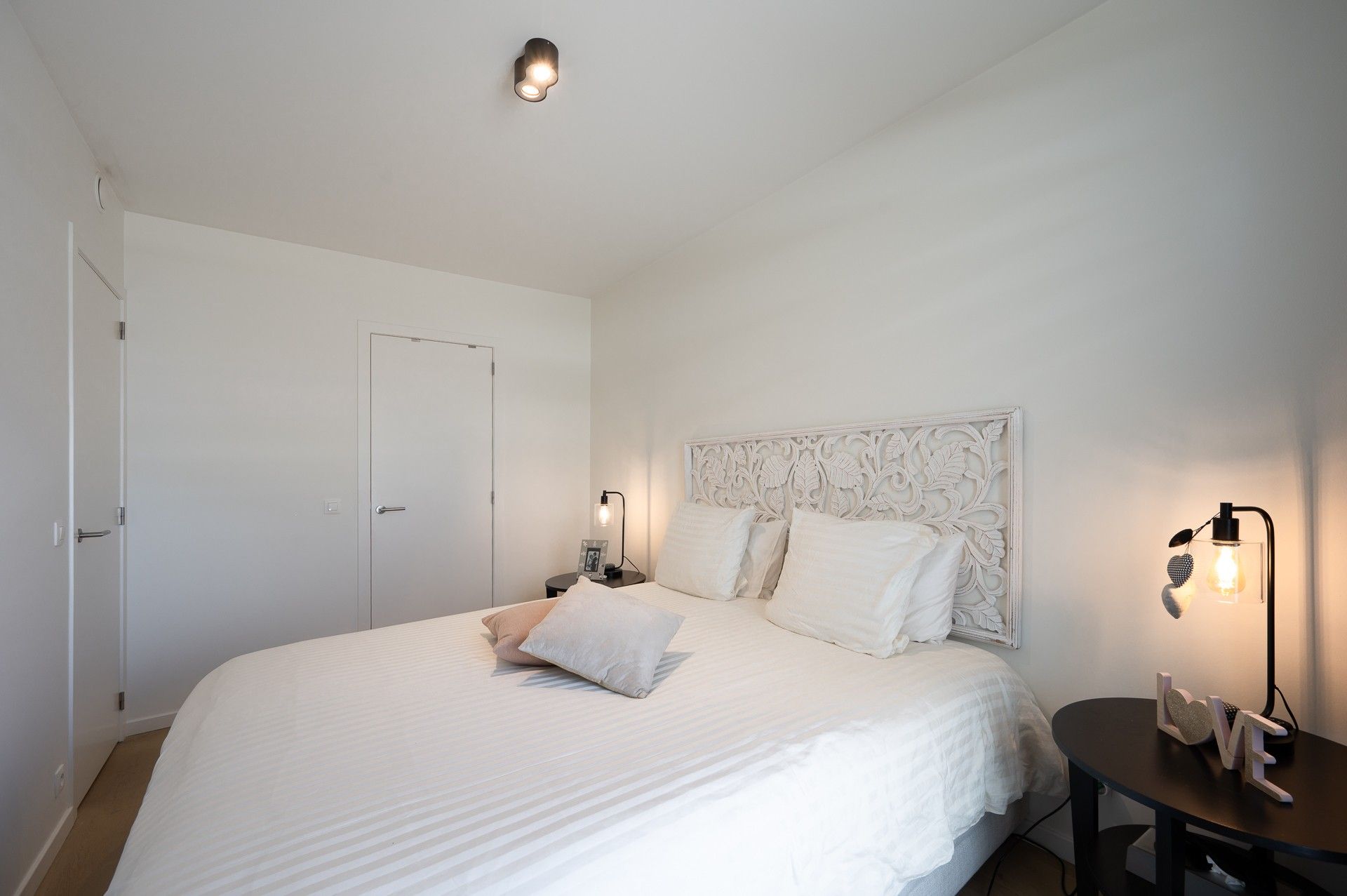 Ongemeubeld: zonnig en recent appartement in Duinenwater! foto 9