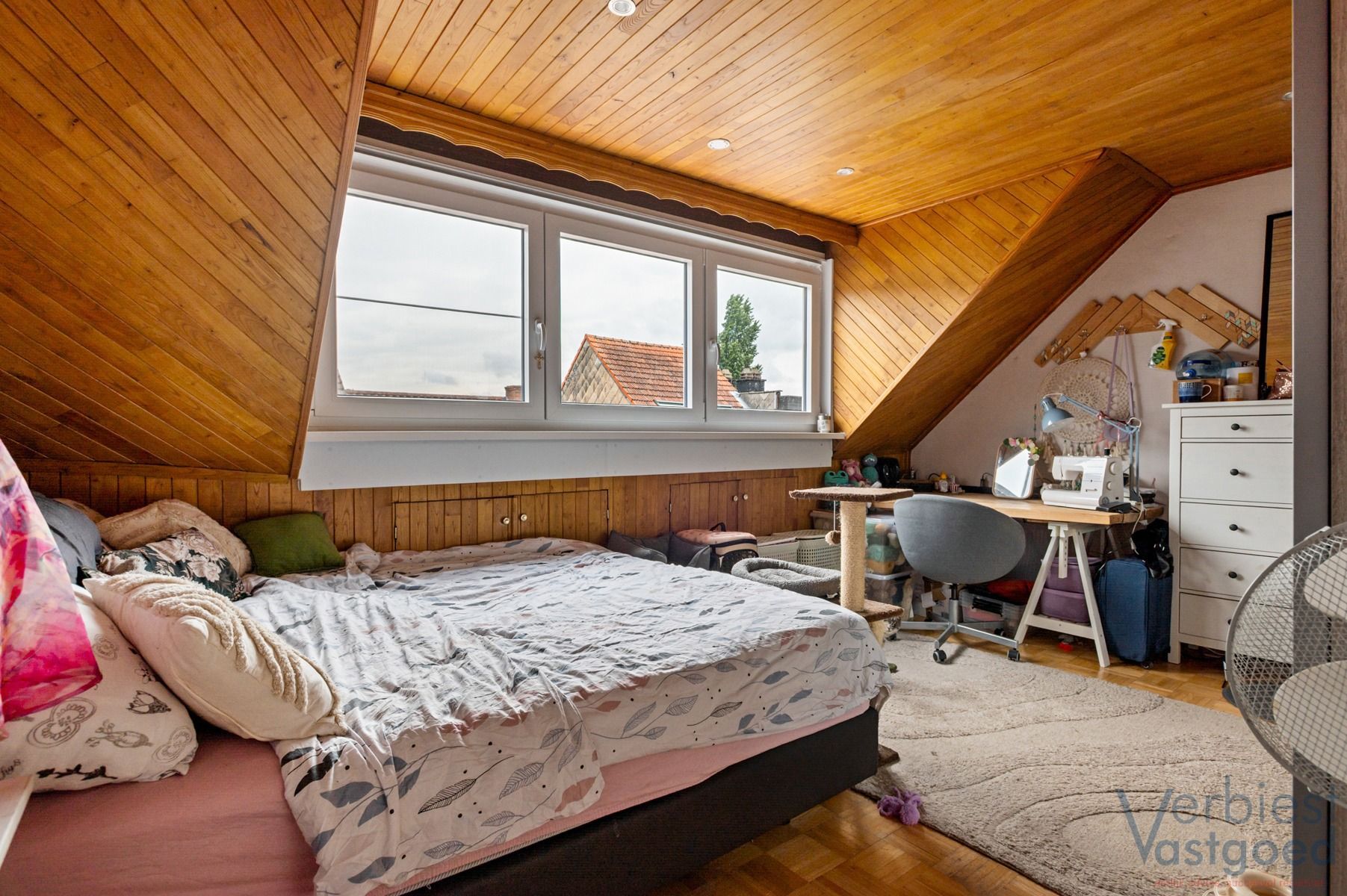 Energiezuinige en charmante woning in het hart van Schoten foto 17