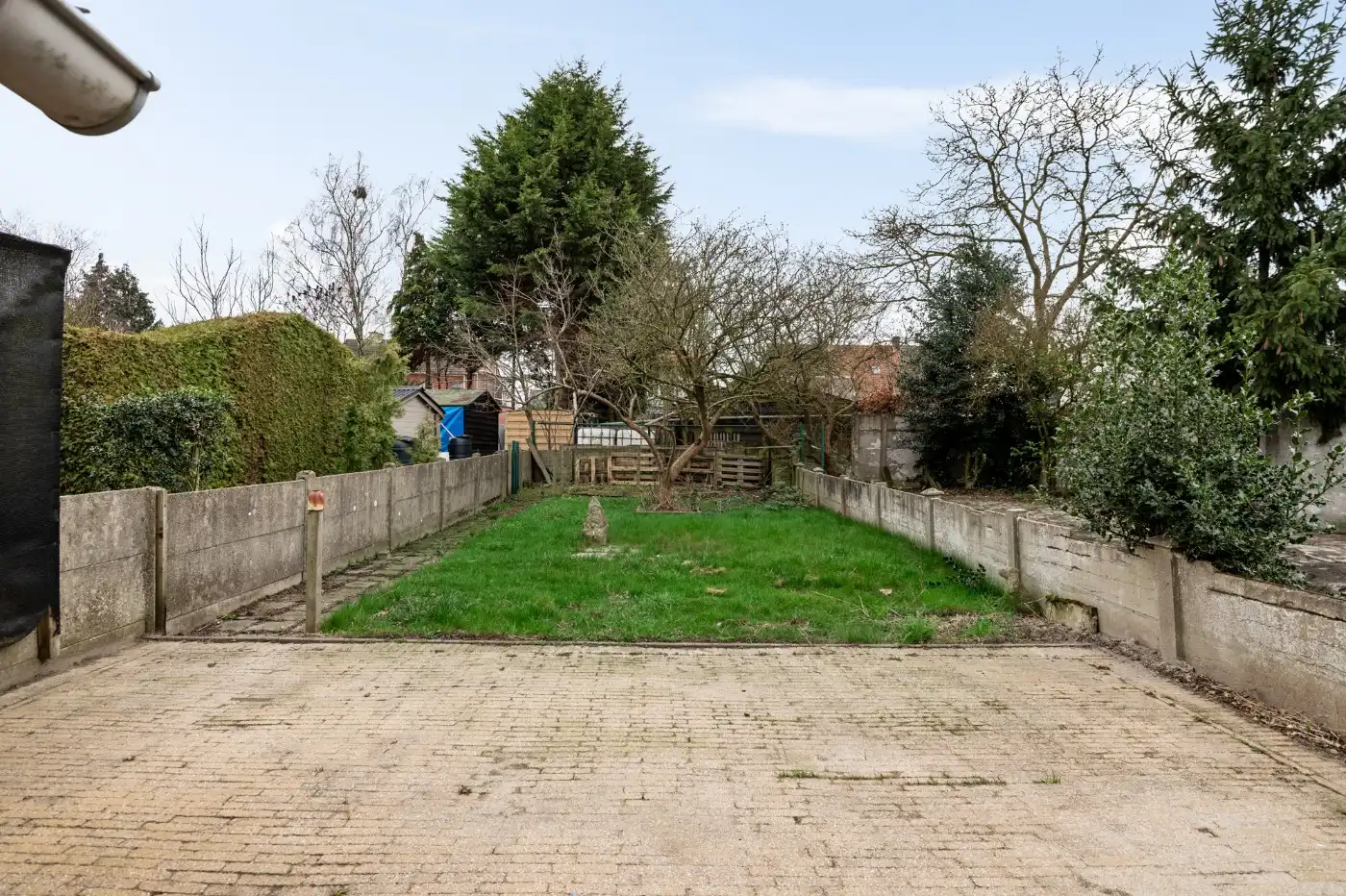 Te renoveren woning met 2 slpk. en tuin foto 23