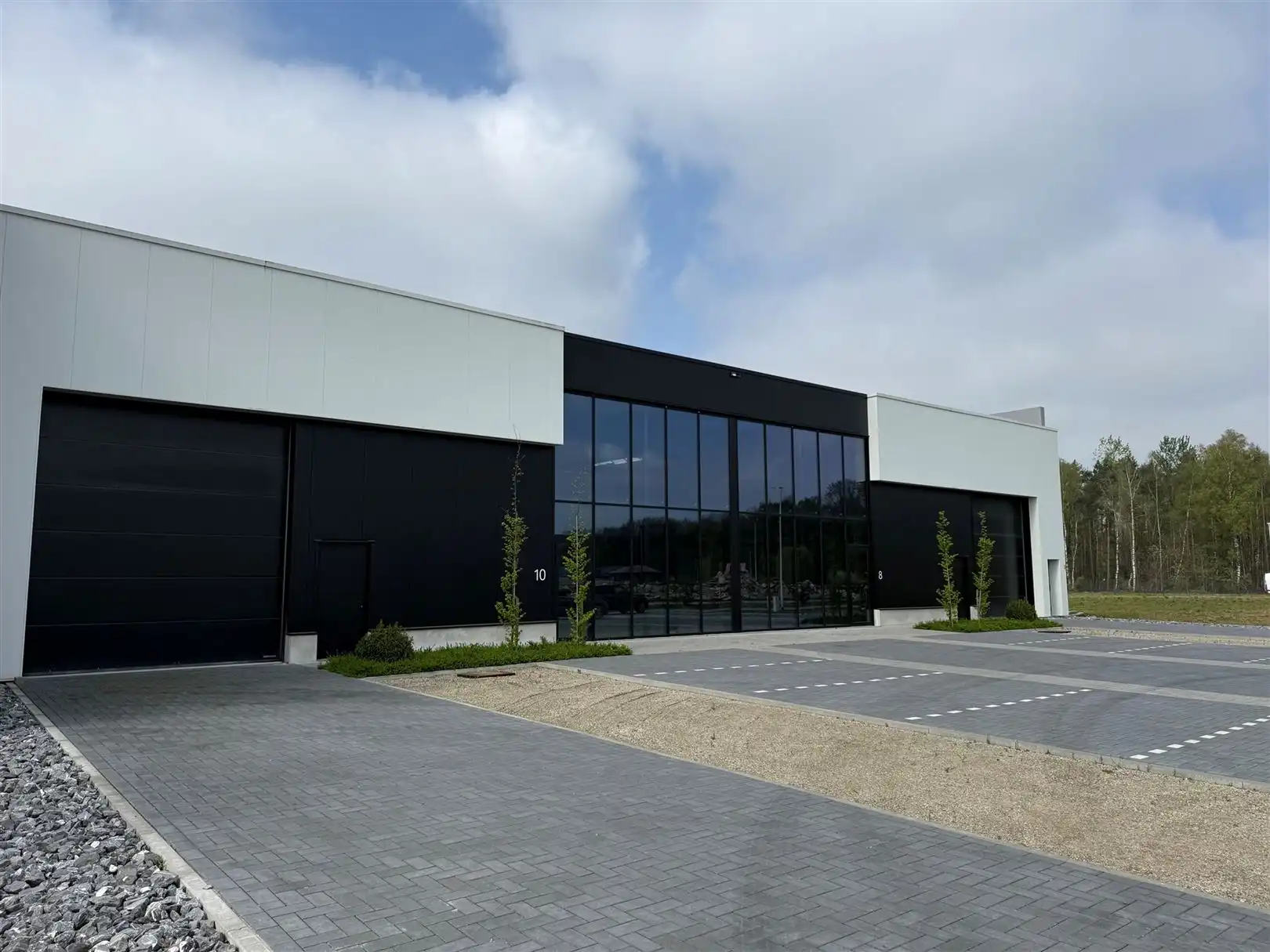 Industrieel terrein te huur Koolmeesstraat 8 - 3530 HOUTHALEN