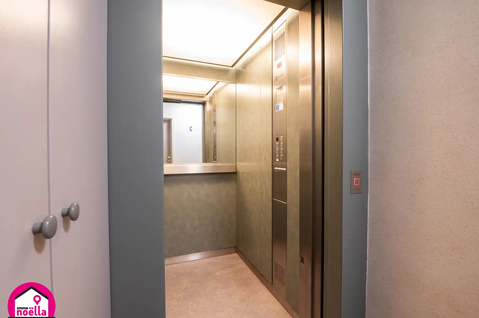 Te koop Westende ,centraal gelegen 2 slaapkamer appartement! foto 20