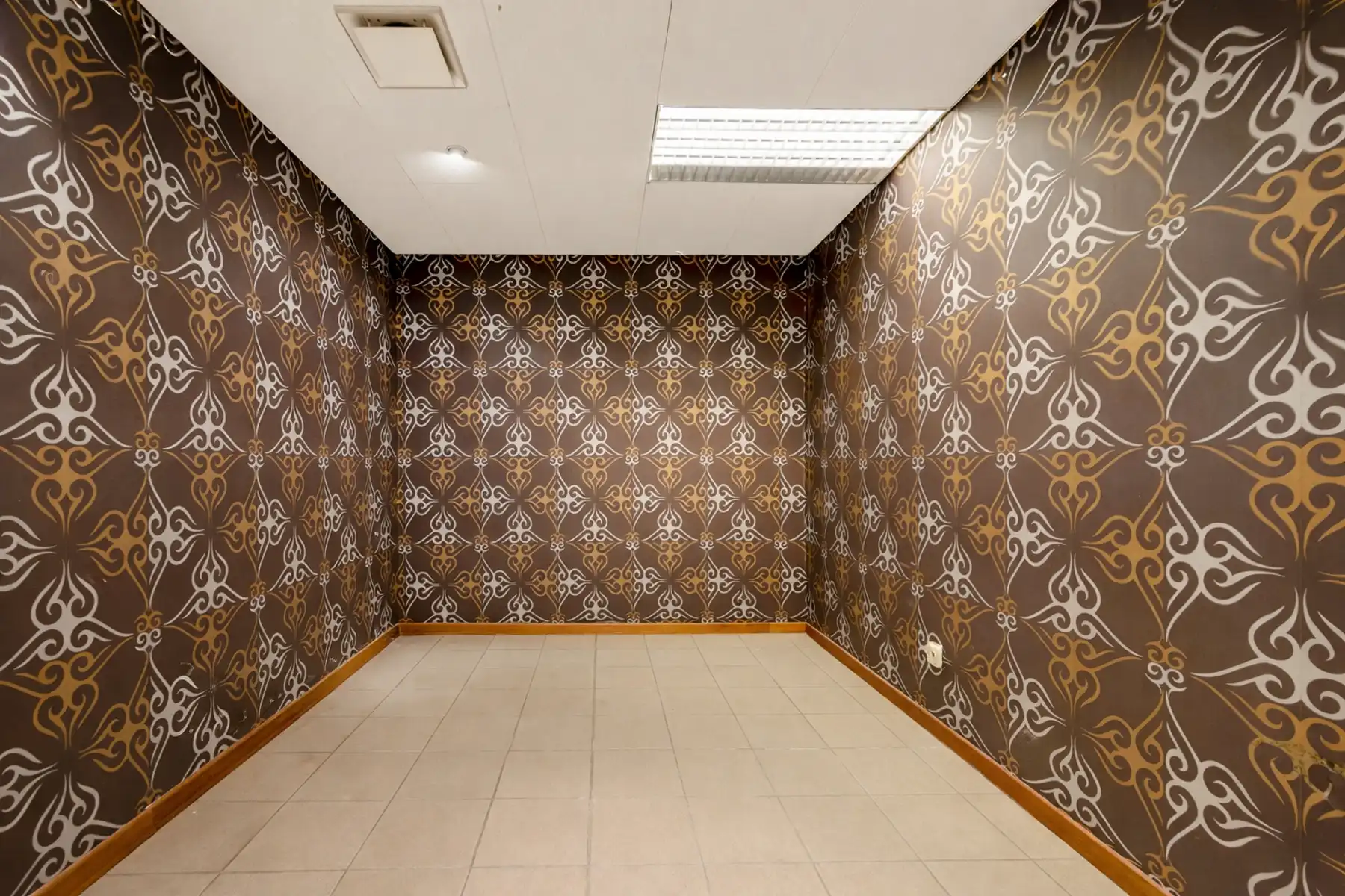 Opbrengsteigendom met 2 appartementen en handelsruimte foto 5