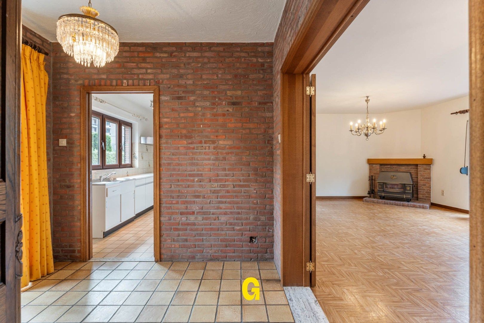 Vrijstaande woning met uitgesproken karakter op een uitstekende locatie in hartje Bilzen, op 11a 23ca foto 8