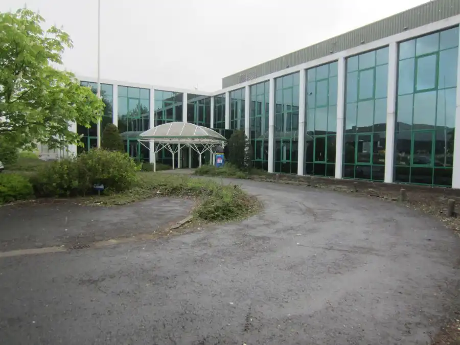 Nieuwe Weg 1-3, 2070 Zwijndrecht foto 2