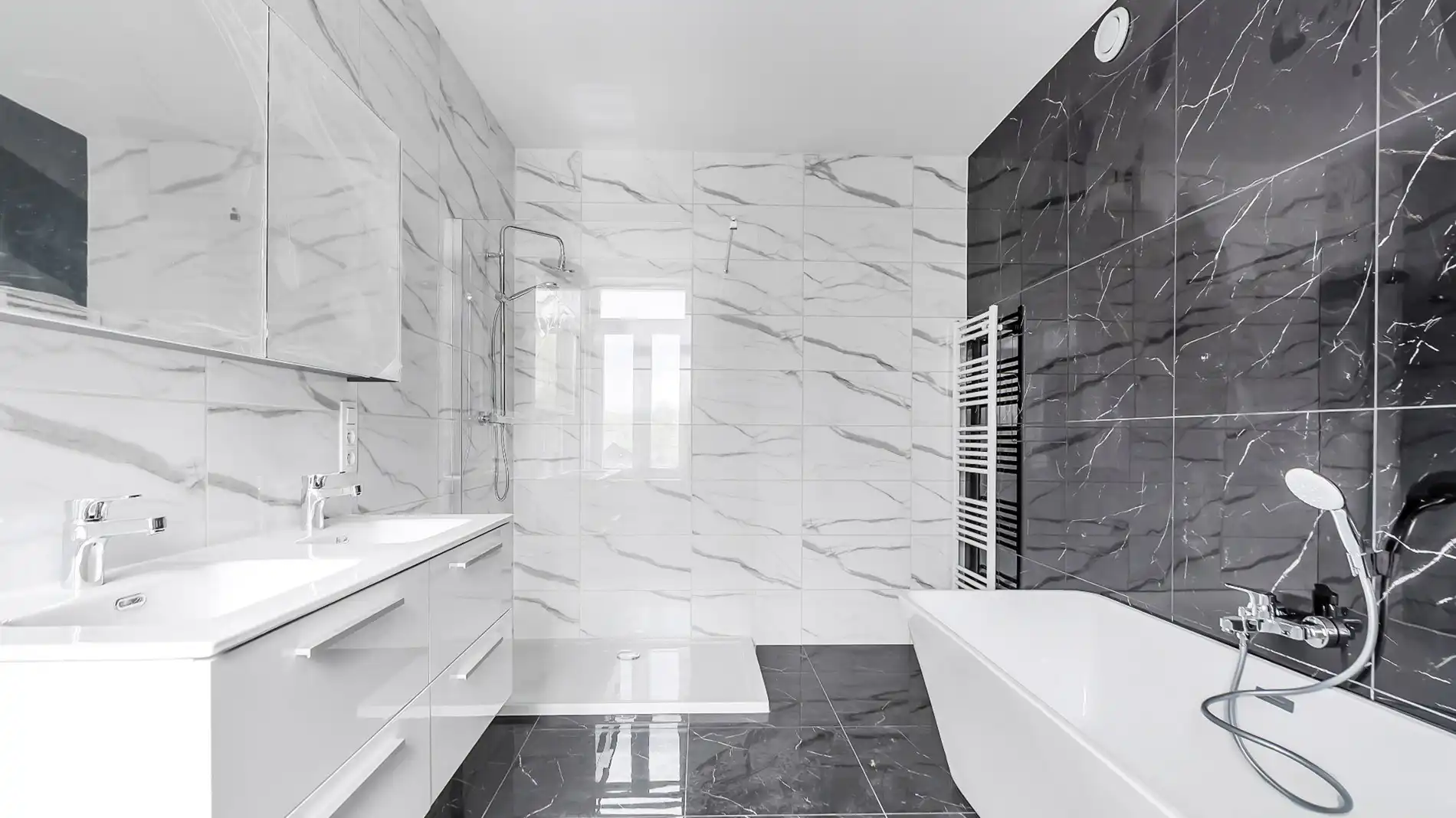 LINDEN (grens Kessel-Lo) groot huis met grote tuin foto 12