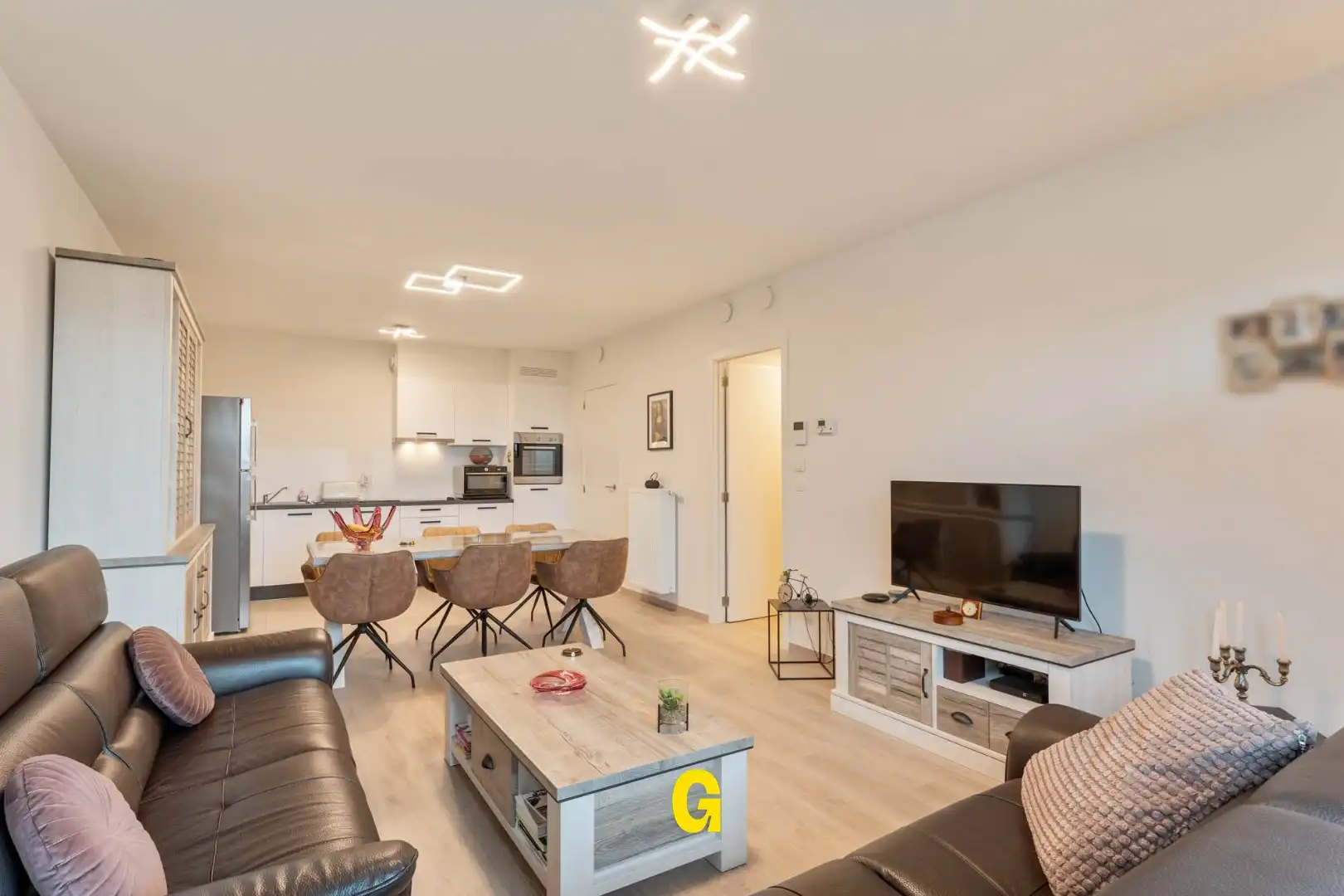 Instapklaar energiezuinig gelijkvloers appartement met terras, standplaats en berging nabij het centrum van Tongeren foto 14