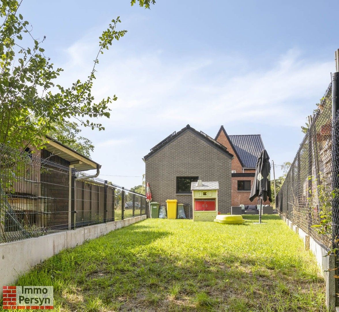 Instapklare en volledig gerenoveerde woning met 3 slpk en garage foto 32