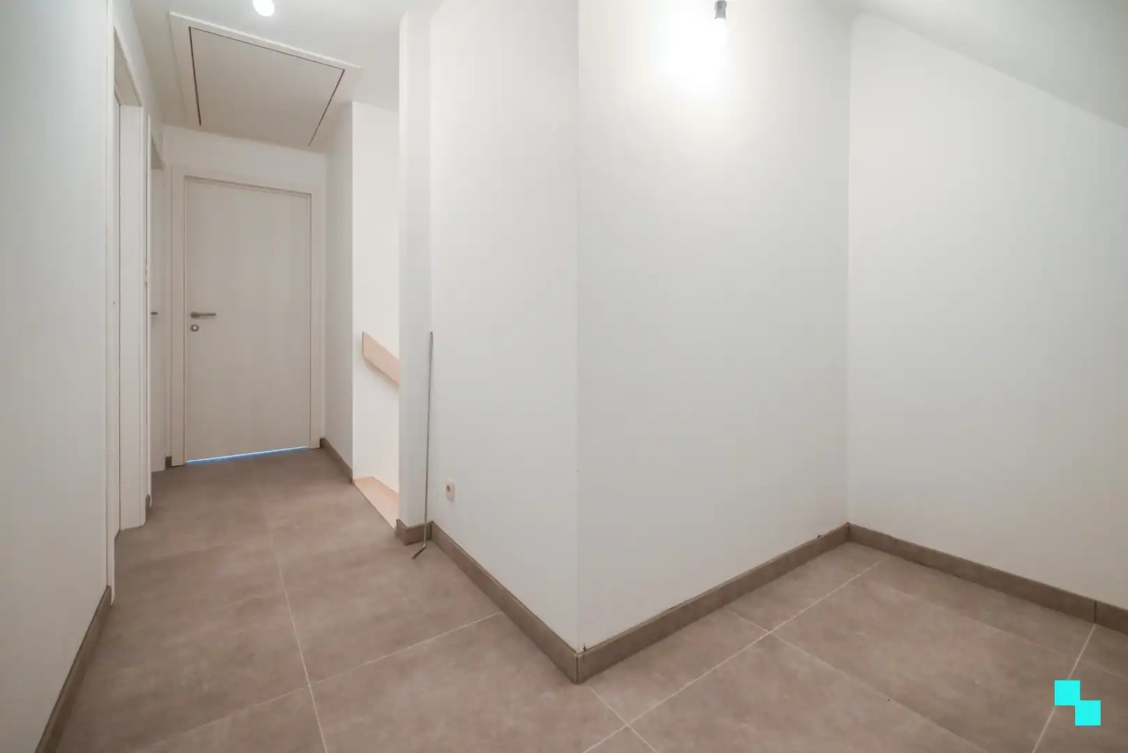 Riante nieuwbouwwoning met aangename tuin te Izegem foto 31