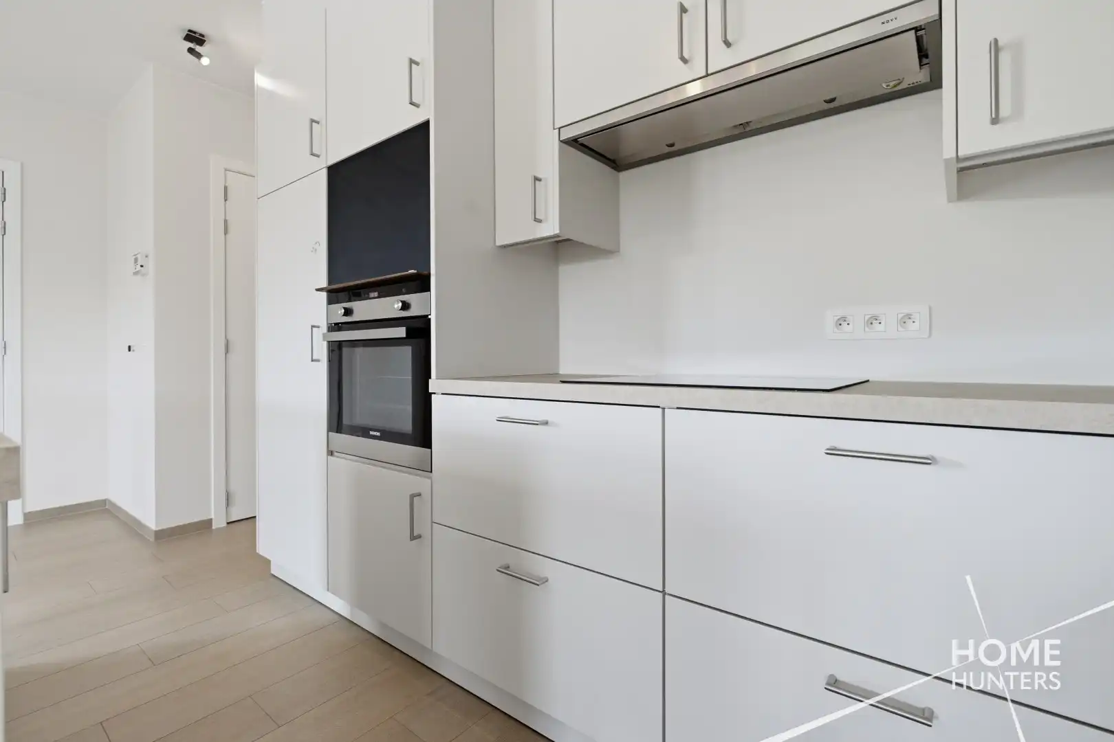 Modern en energiezuinig appartement met aangenaam terras in Roeselare foto 6