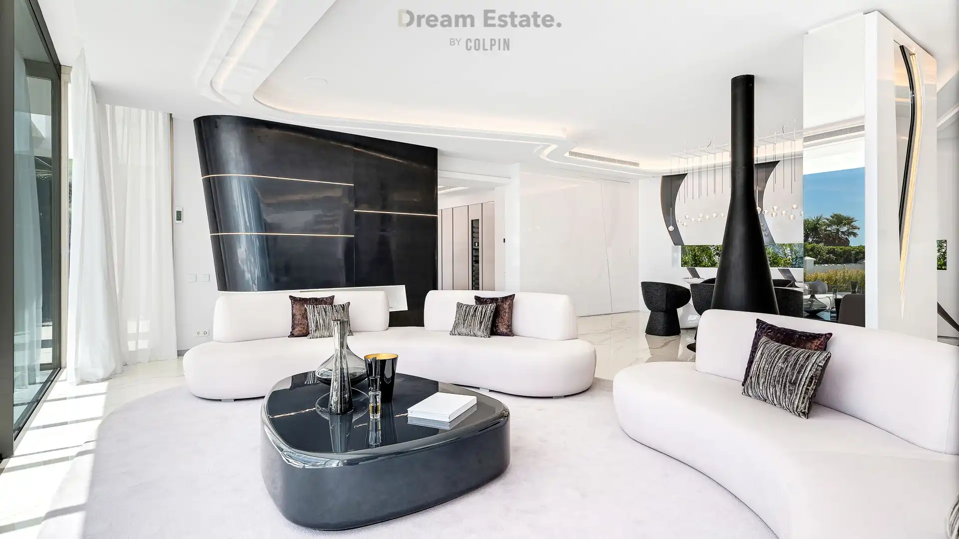 Hypermoderne frontline villa in Los Monteros foto 28