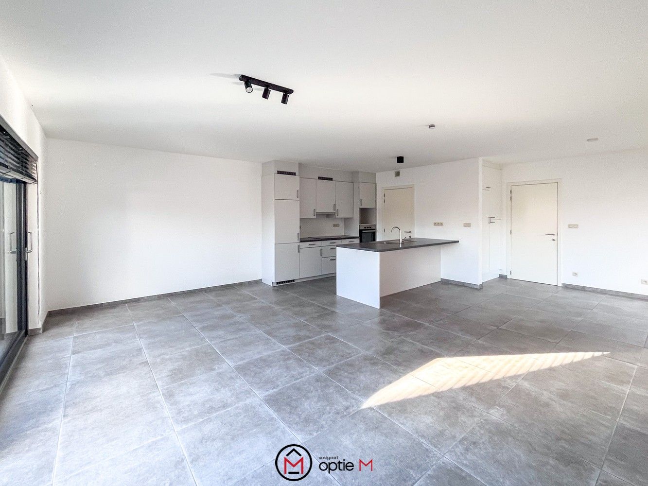 Instapklaar gelijkvloers appartement te huur in Riemst foto 3